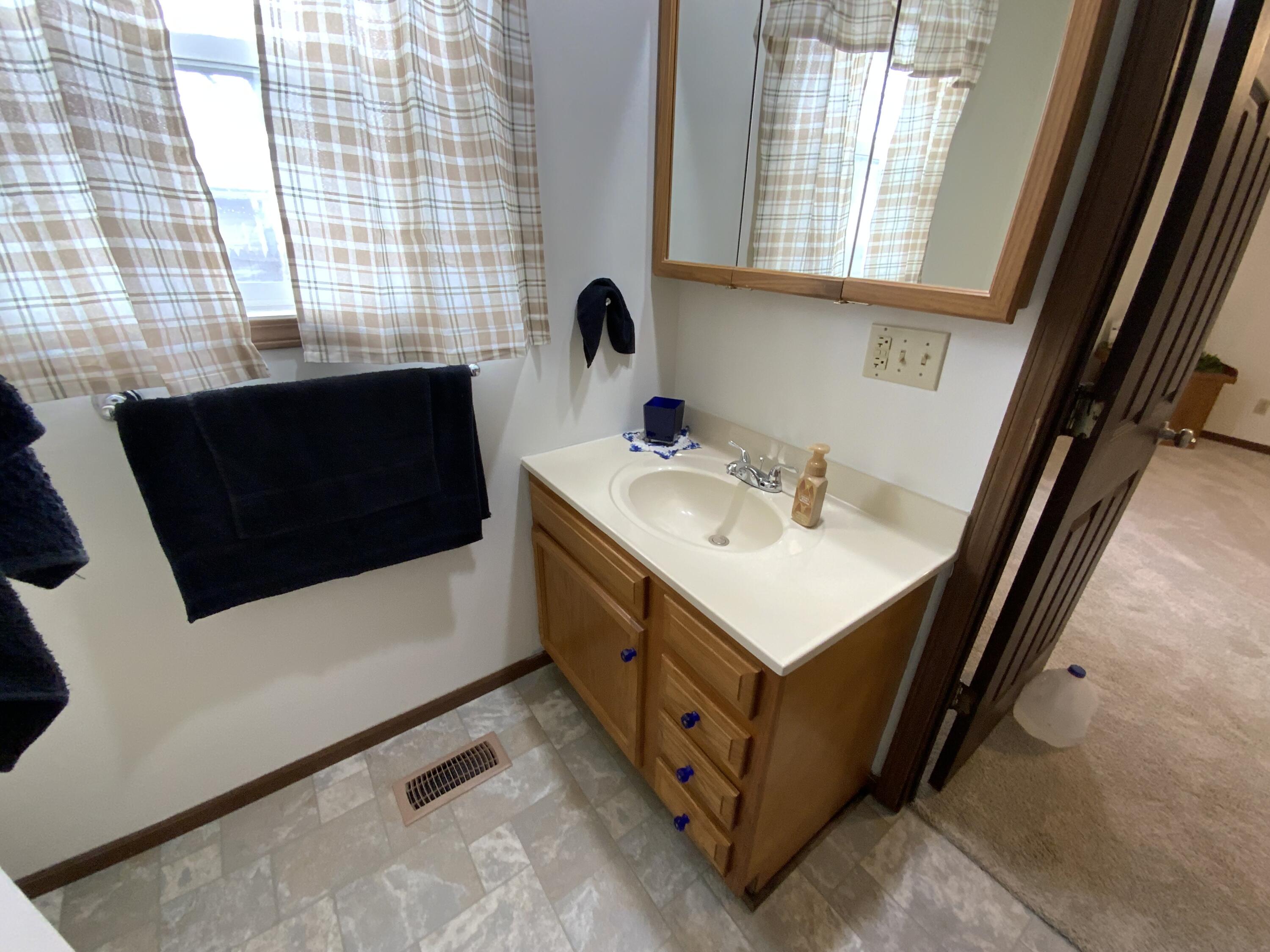 11571 Mohawk Path, Lakeview, Ohio 43331