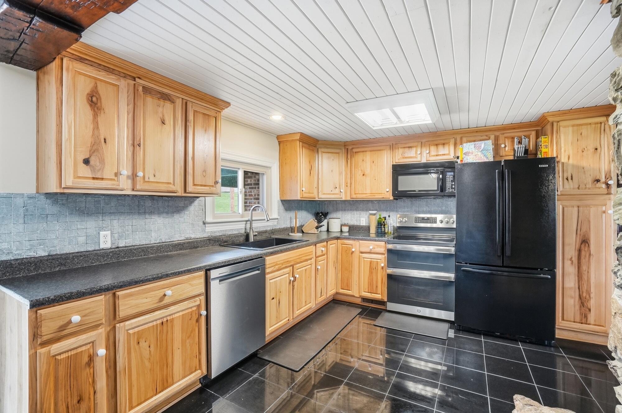 1008 Stevens Circle Drive, New Carlisle, Ohio 45344