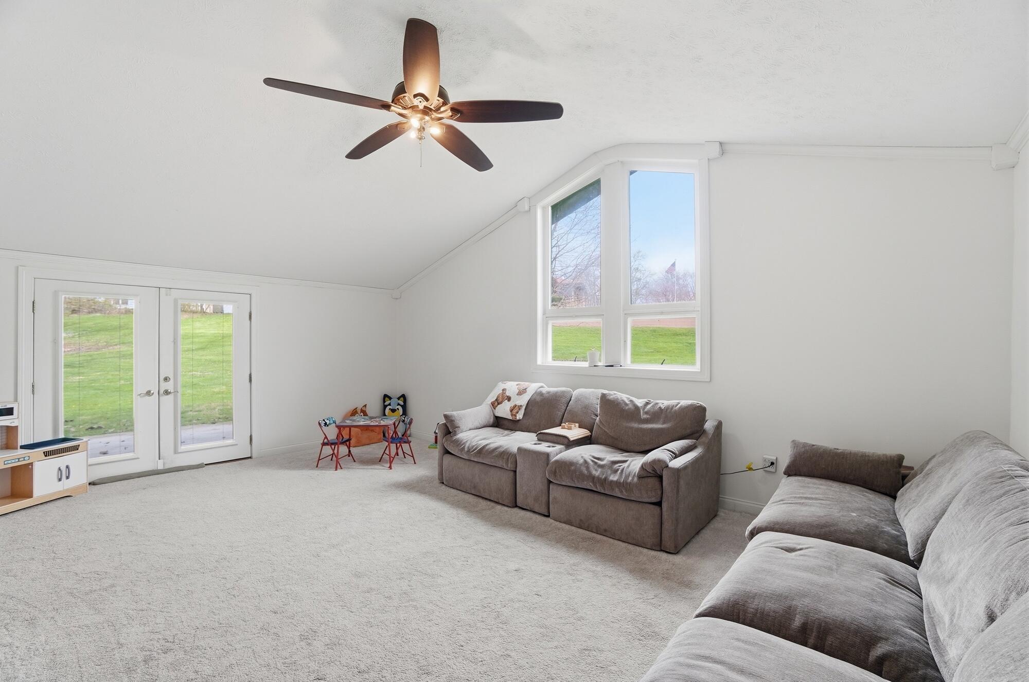 1008 Stevens Circle Drive, New Carlisle, Ohio 45344