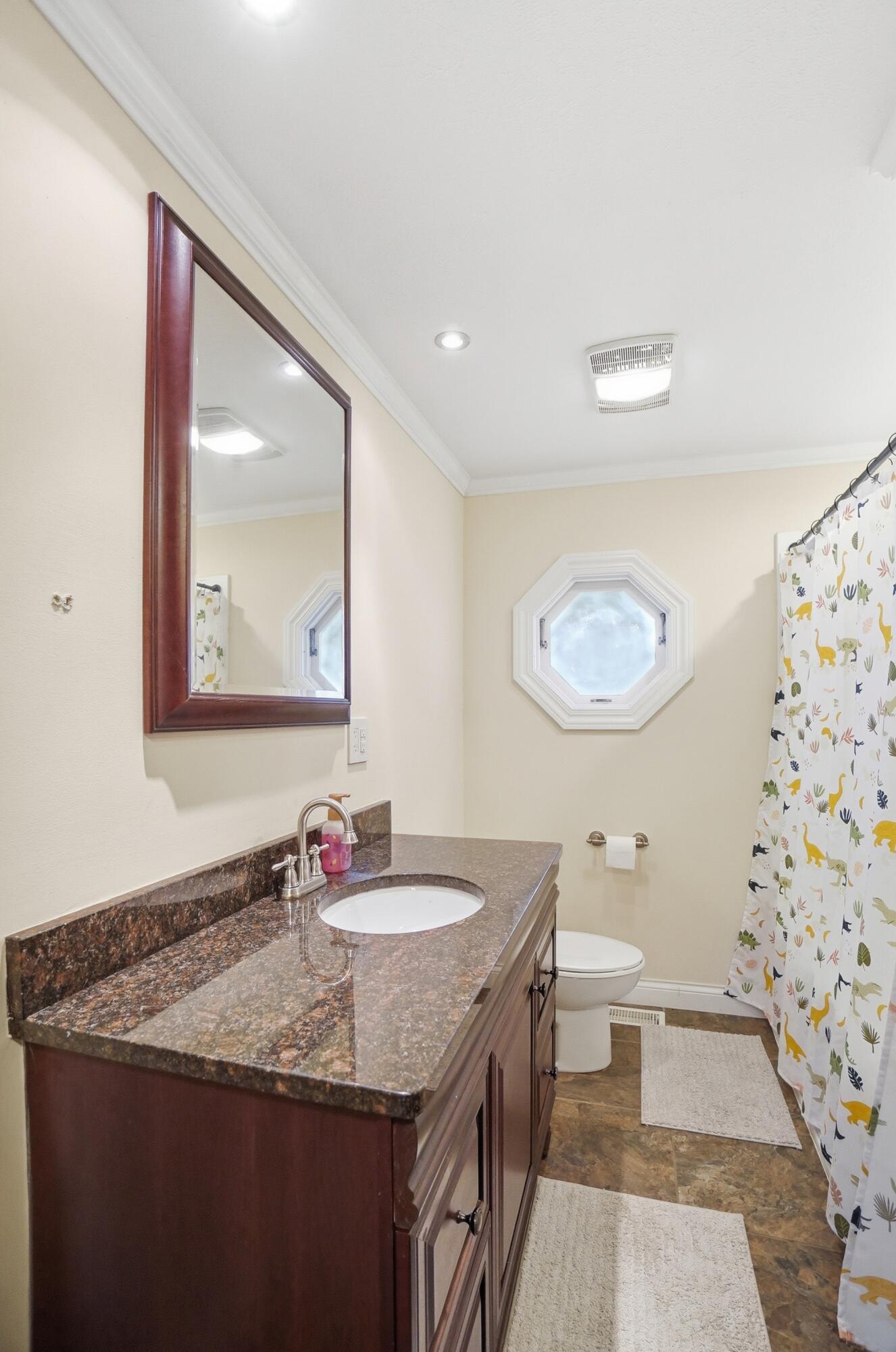 1008 Stevens Circle Drive, New Carlisle, Ohio 45344