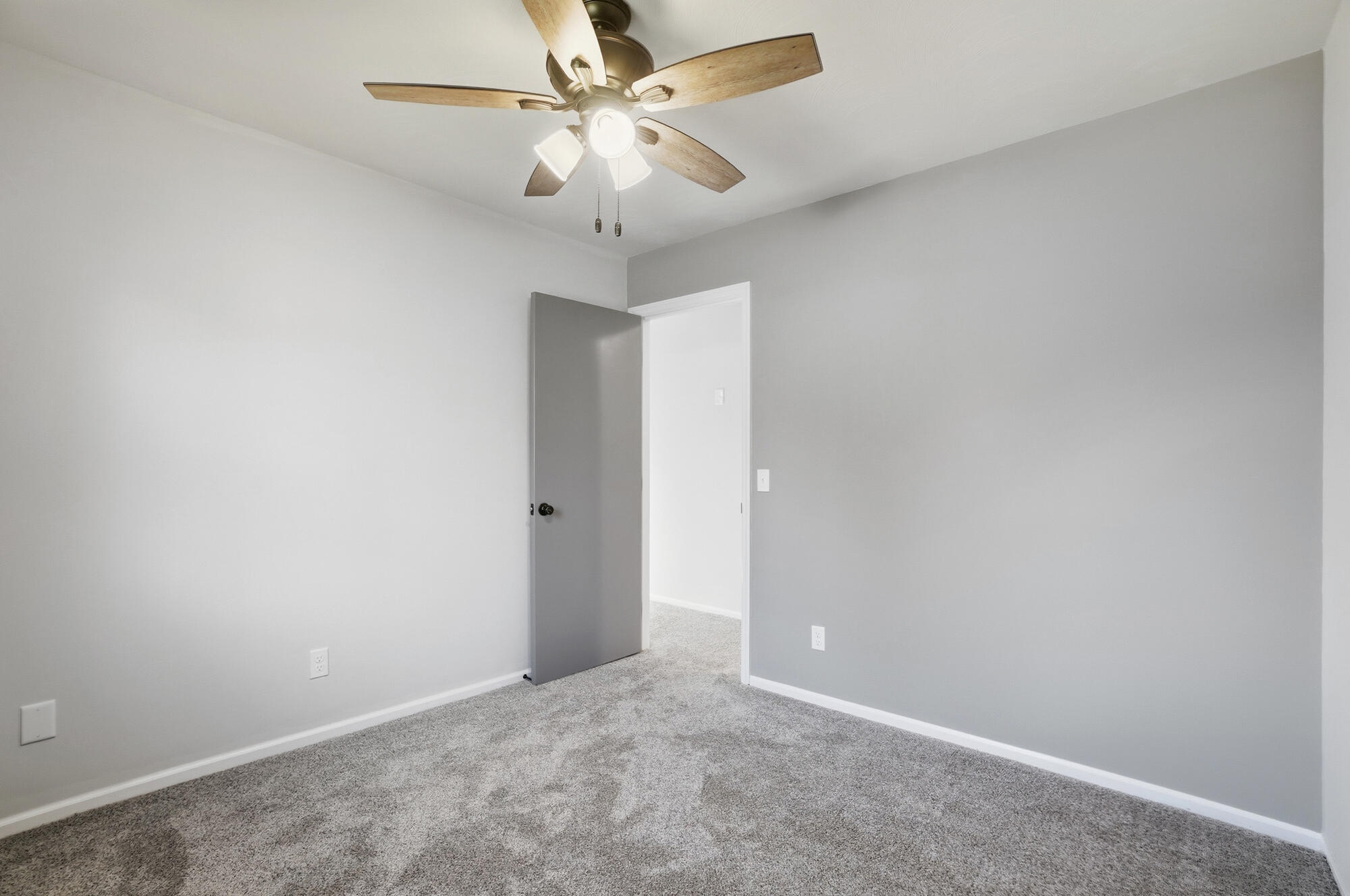 624 Aberfelda Drive, Springfield, Ohio 45504