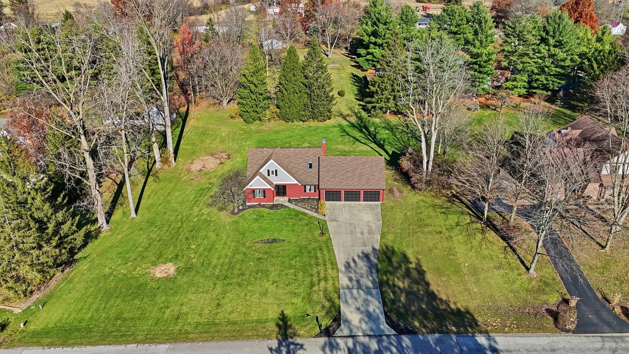 624 Aberfelda Drive, Springfield, Ohio 45504