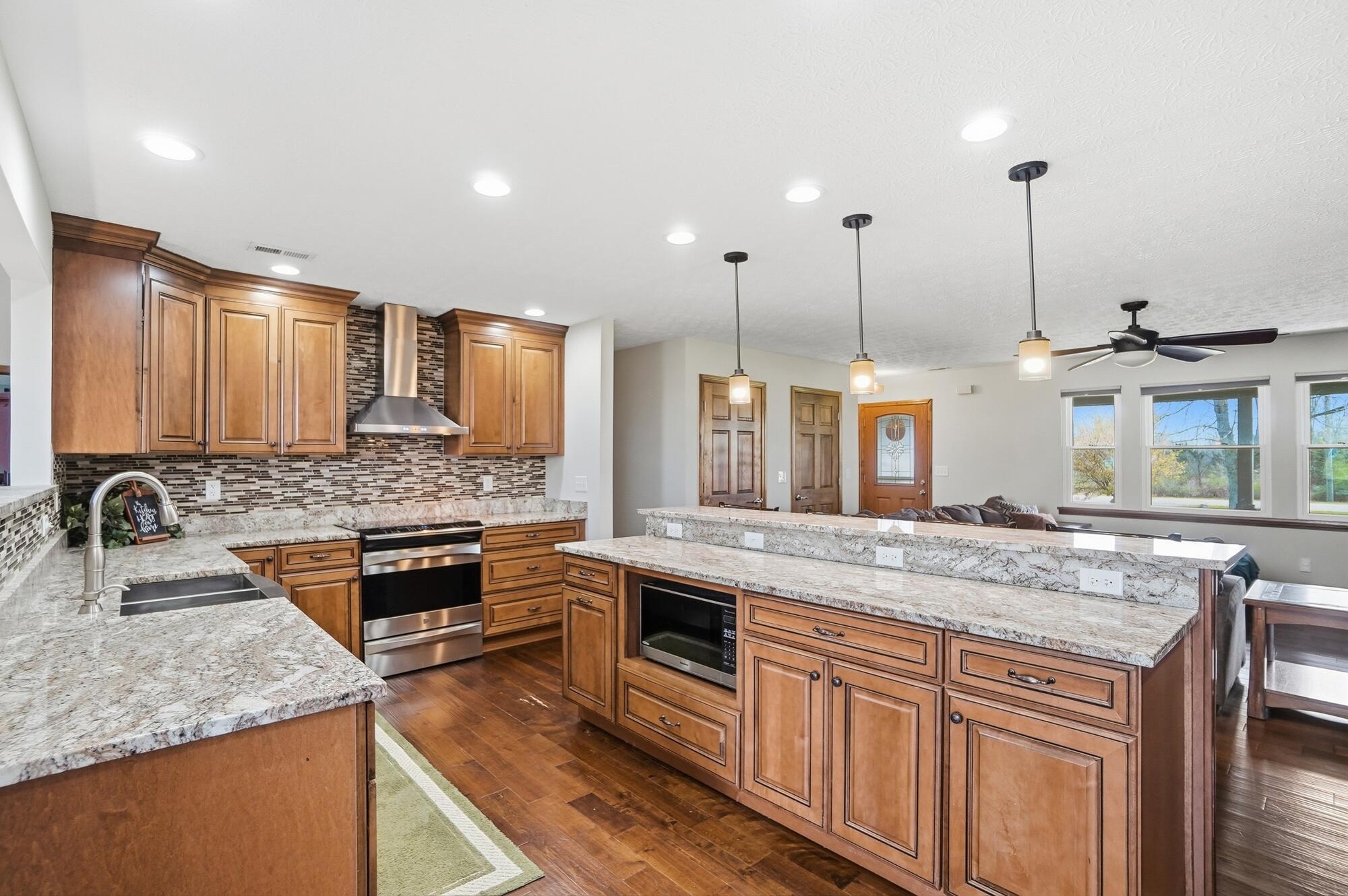 9480 Loveless Road, Mechanicsburg, Ohio 43044