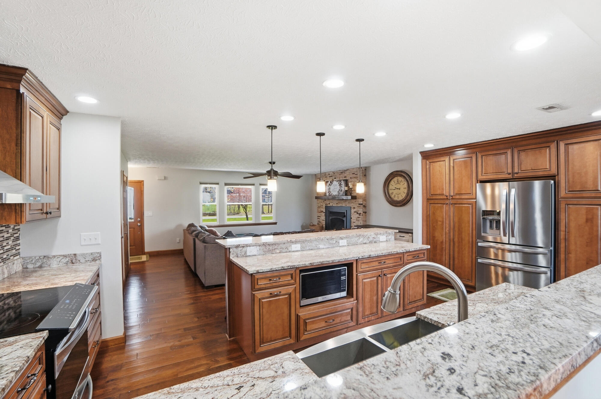 9480 Loveless Road, Mechanicsburg, Ohio 43044