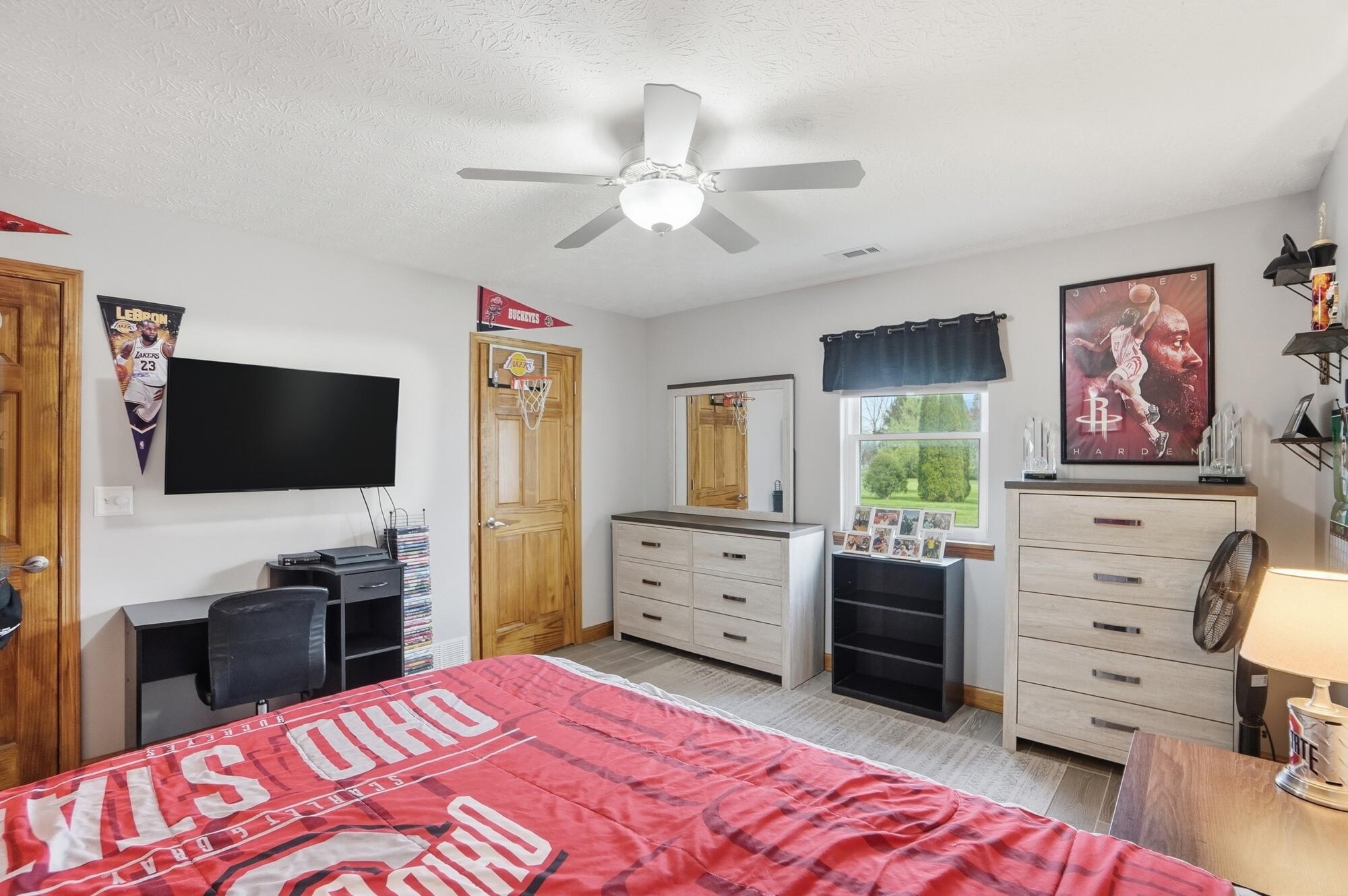 9480 Loveless Road, Mechanicsburg, Ohio 43044