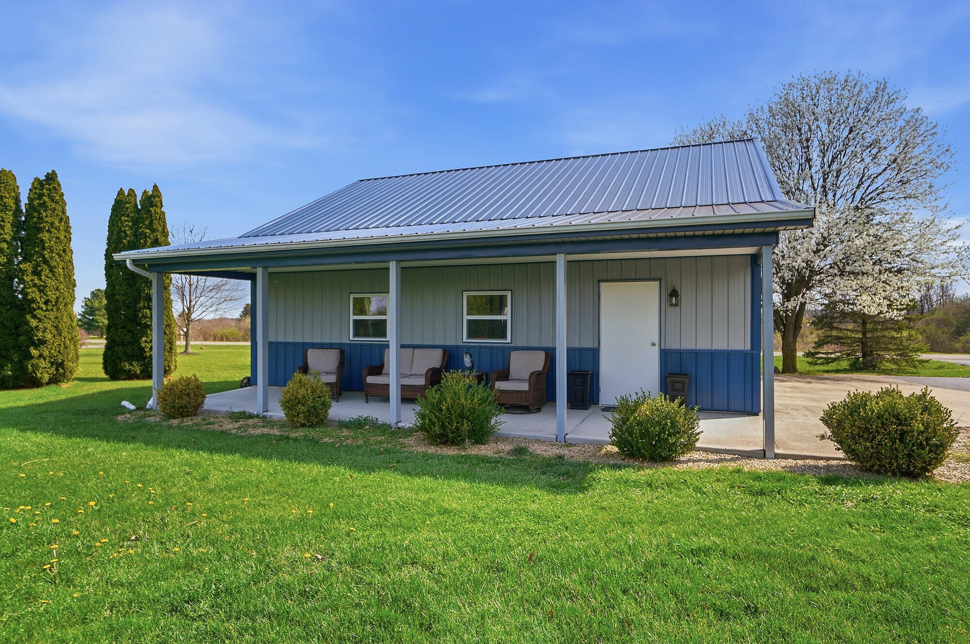 9480 Loveless Road, Mechanicsburg, Ohio 43044