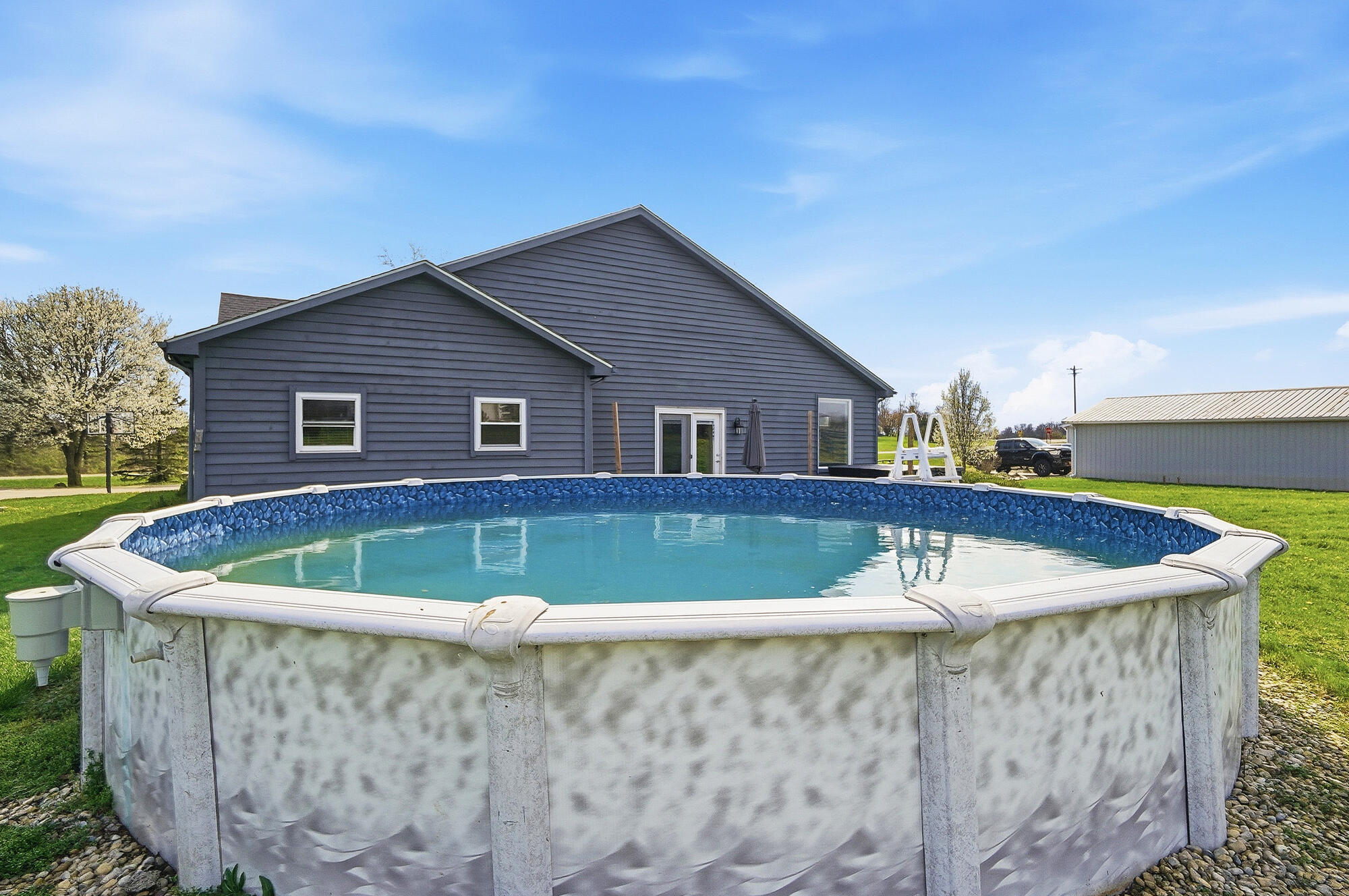 9480 Loveless Road, Mechanicsburg, Ohio 43044