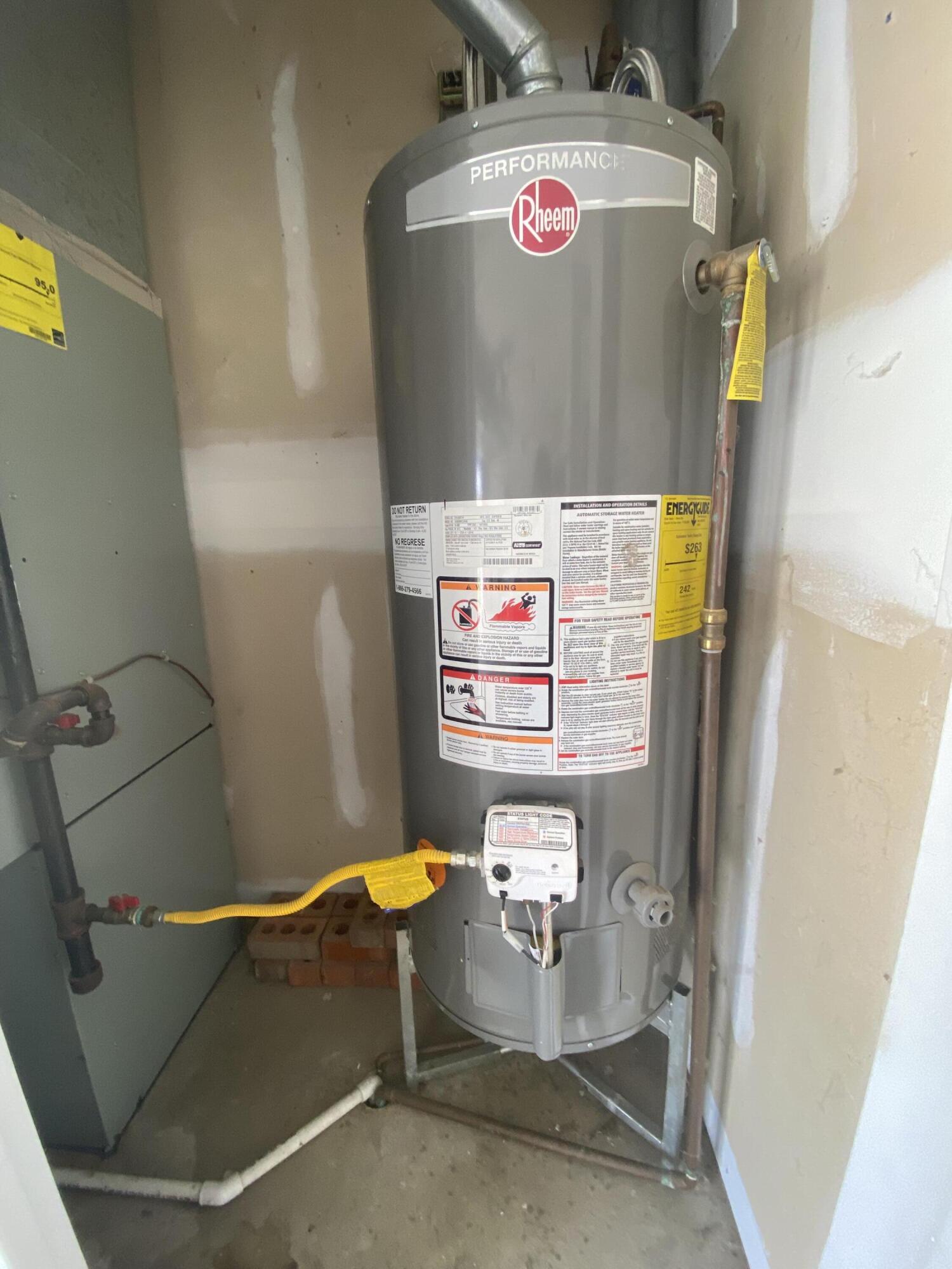 408 Deerwood Drive, Piqua, Ohio 45356