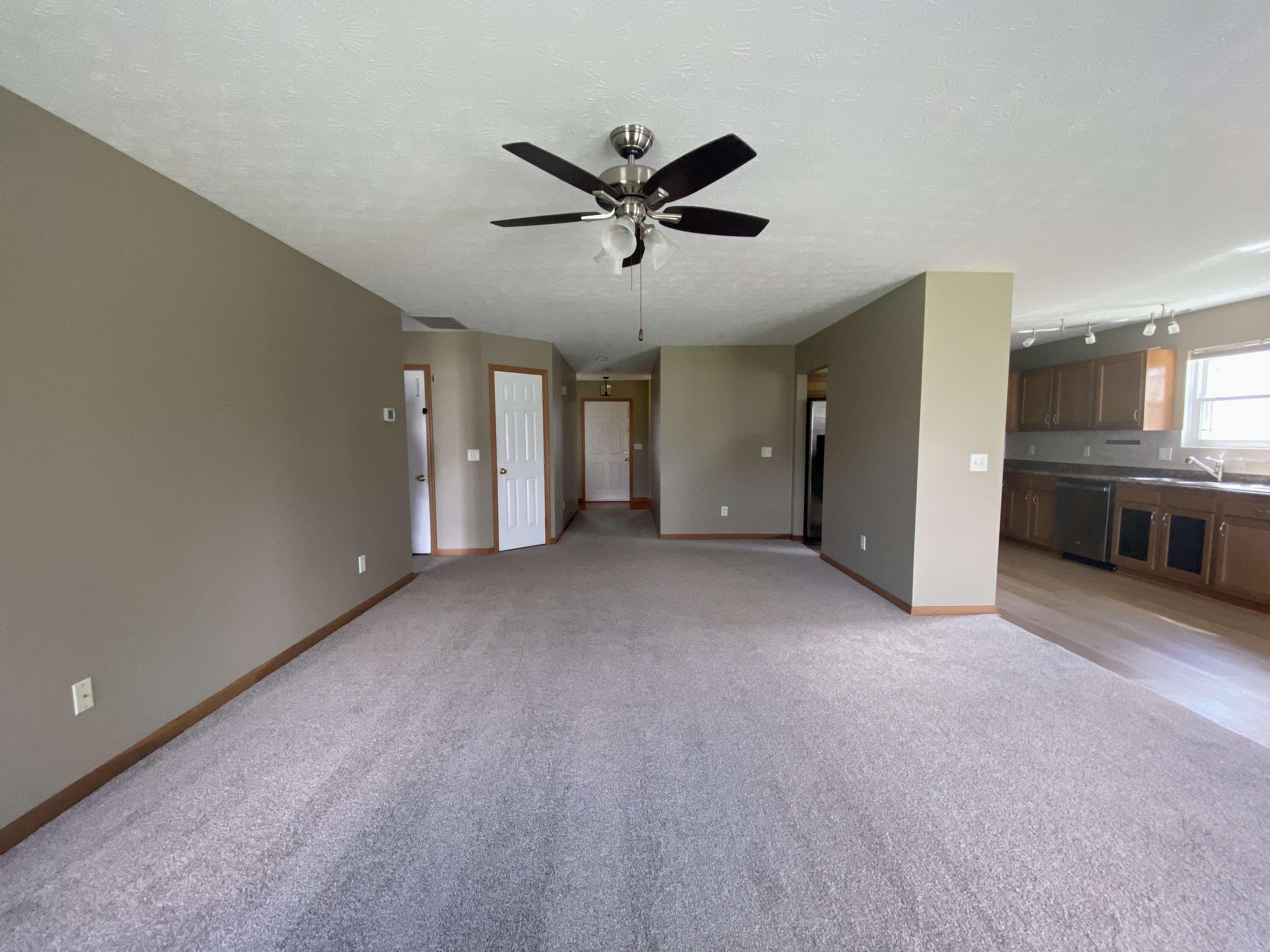 408 Deerwood Drive, Piqua, Ohio 45356