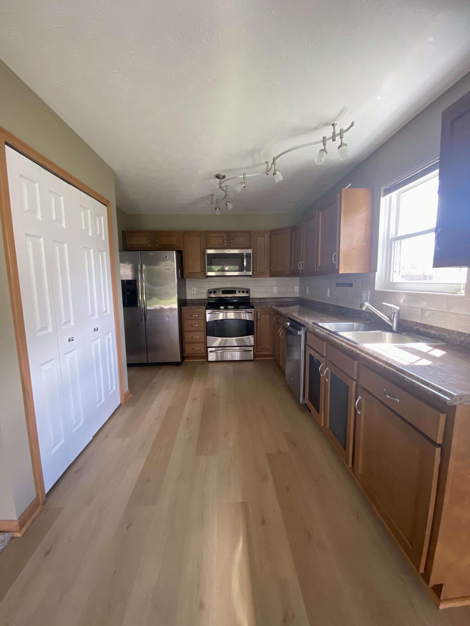 408 Deerwood Drive, Piqua, Ohio 45356