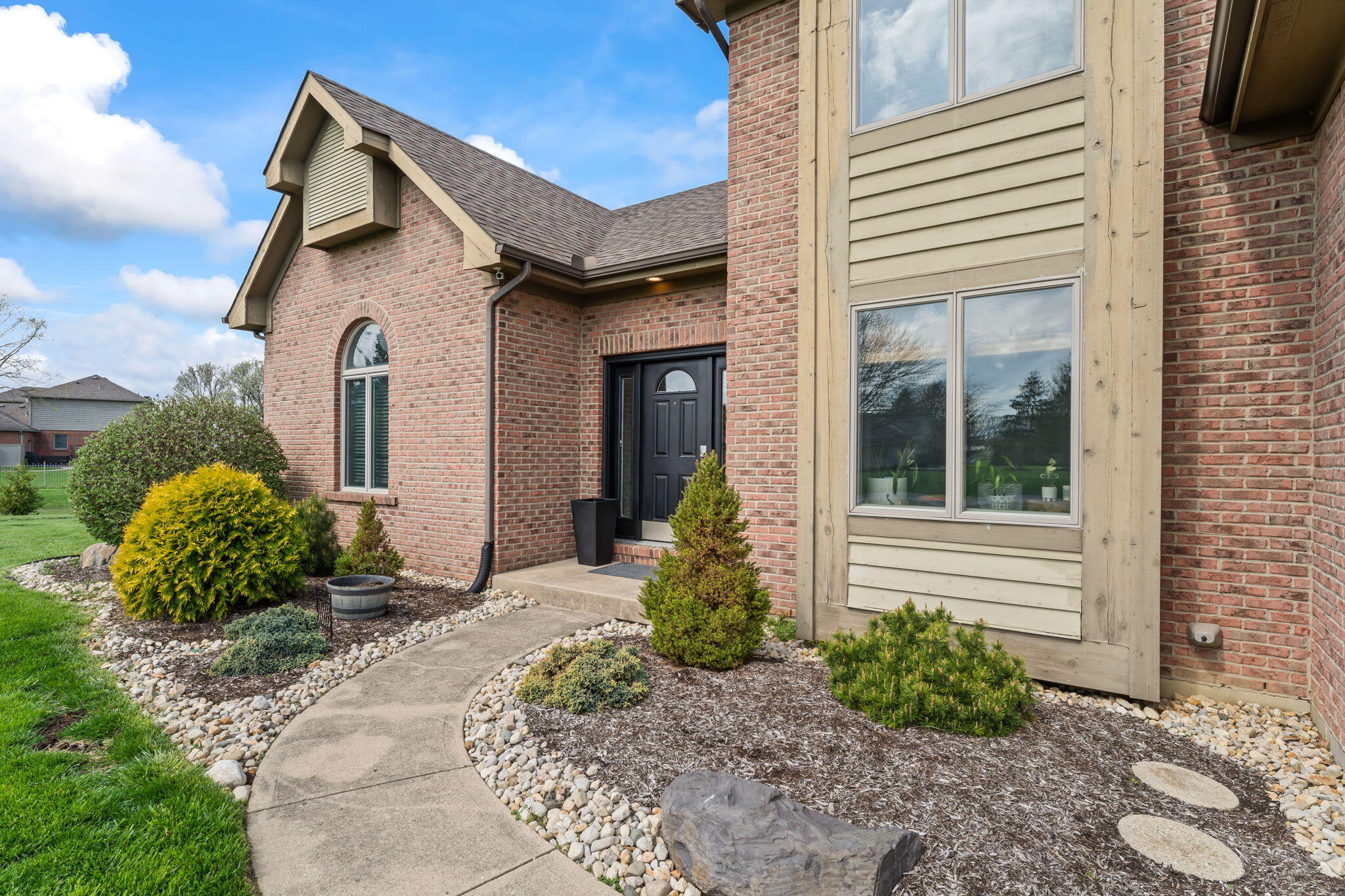 5775 Swan Drive, Clayton, Ohio 45315