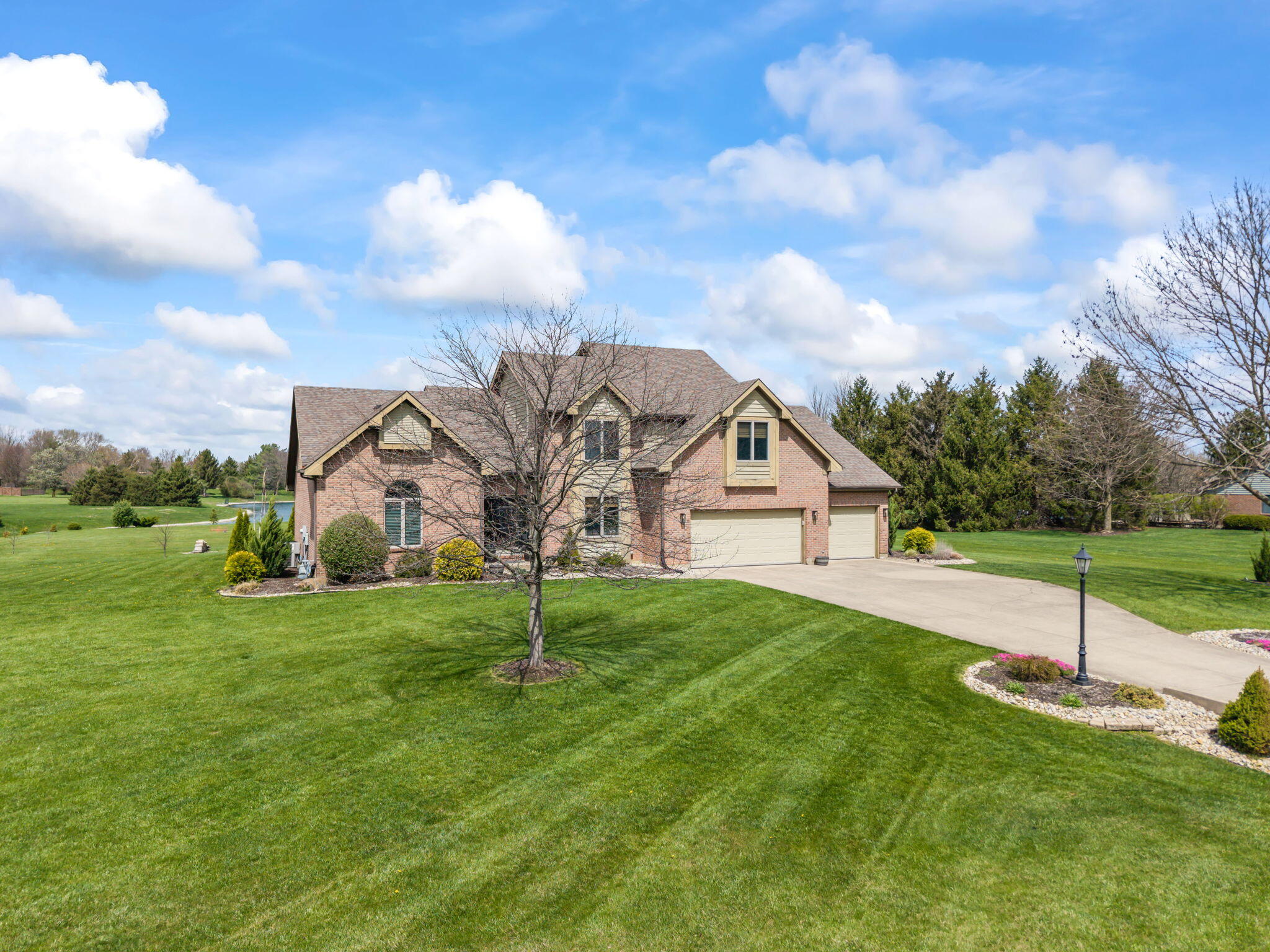 5775 Swan Drive, Clayton, Ohio 45315