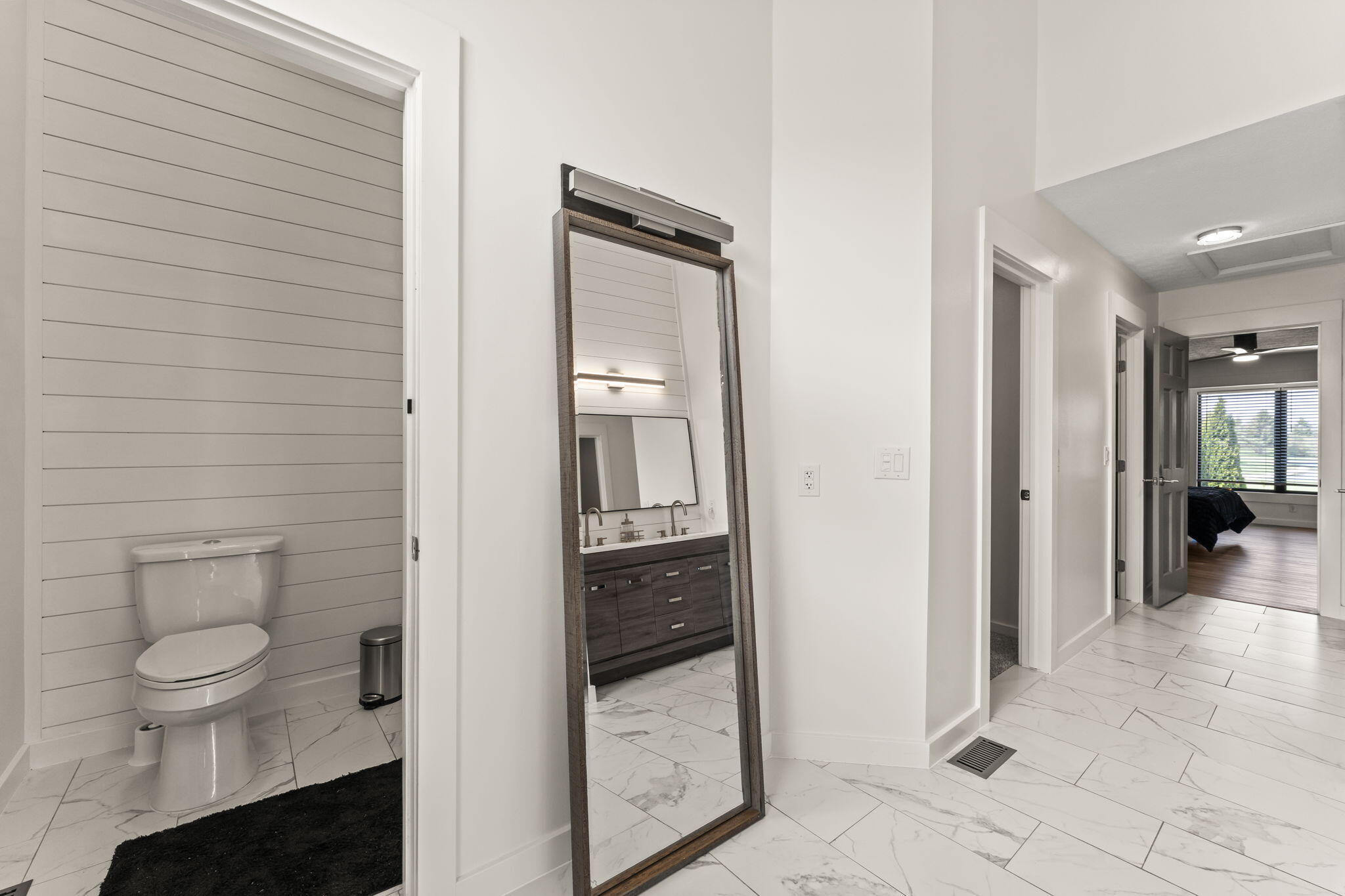 5775 Swan Drive, Clayton, Ohio 45315