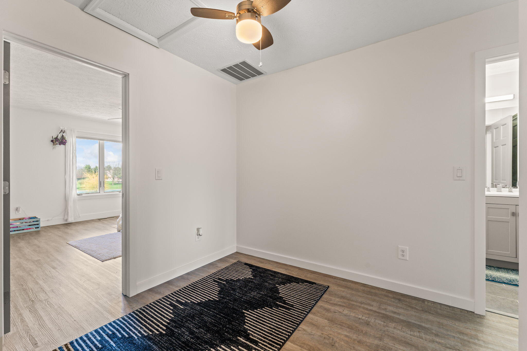 5775 Swan Drive, Clayton, Ohio 45315