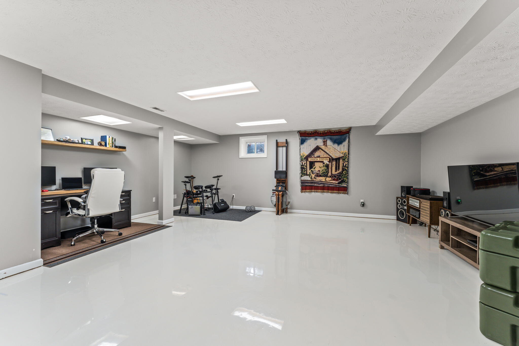 5775 Swan Drive, Clayton, Ohio 45315