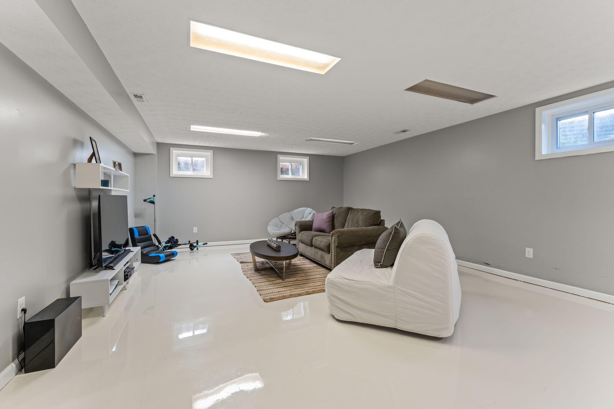 5775 Swan Drive, Clayton, Ohio 45315