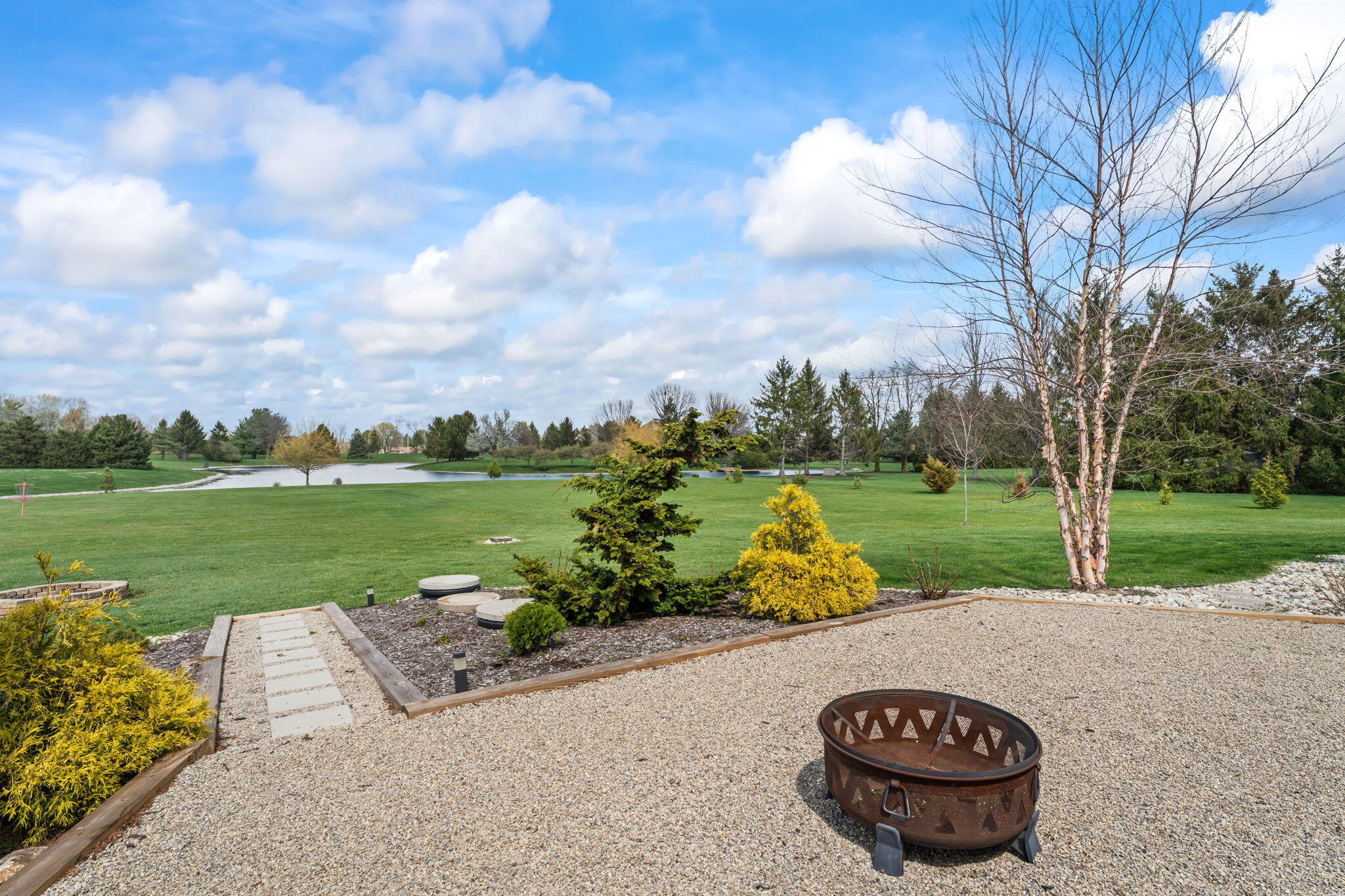 5775 Swan Drive, Clayton, Ohio 45315