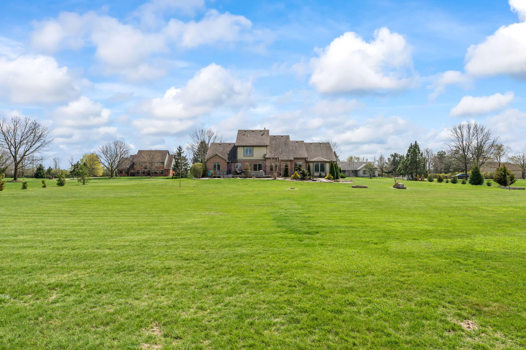 5775 Swan Drive, Clayton, Ohio 45315