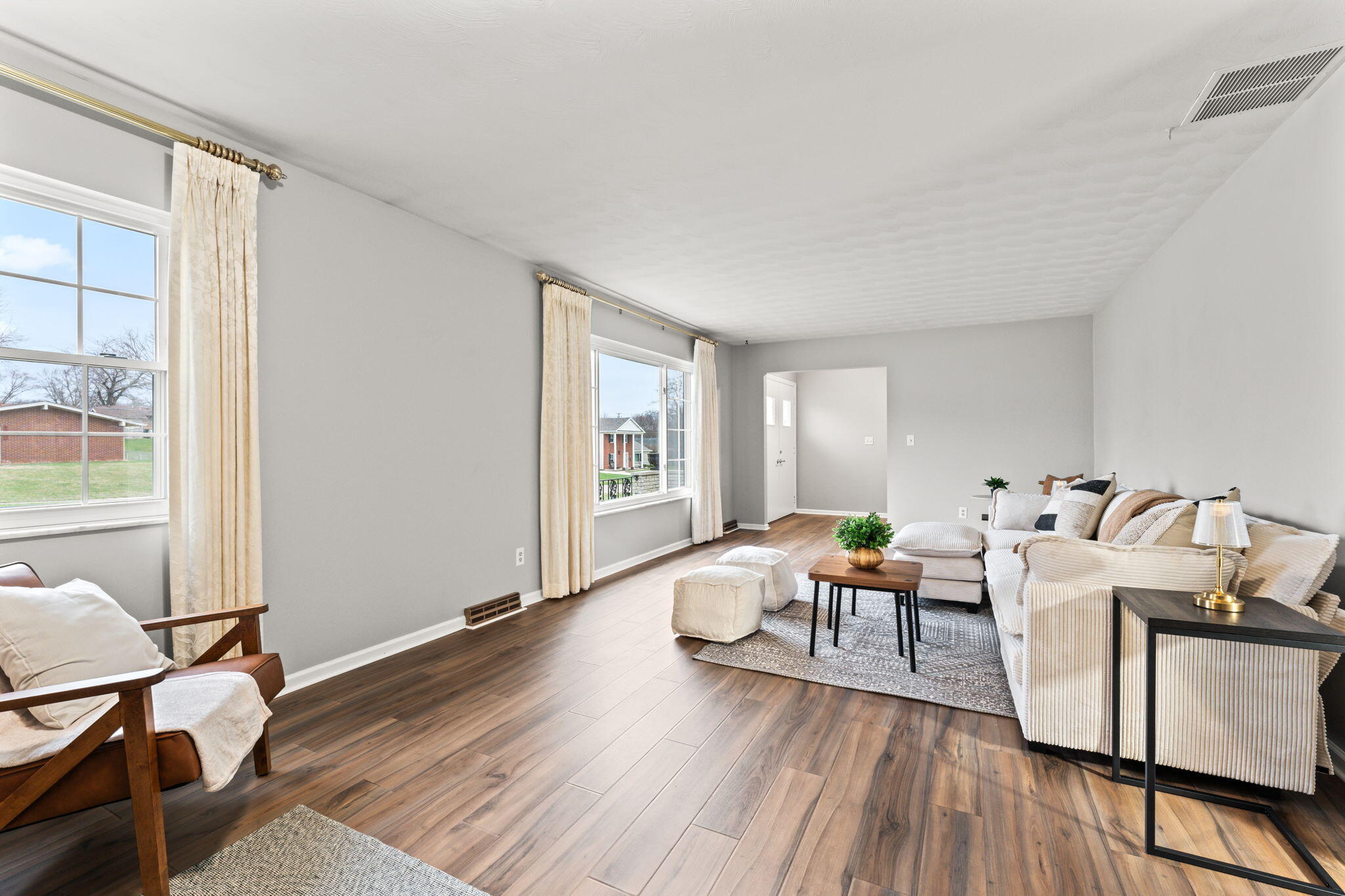 528 Blue Jay Drive, Vandalia, Ohio 45377