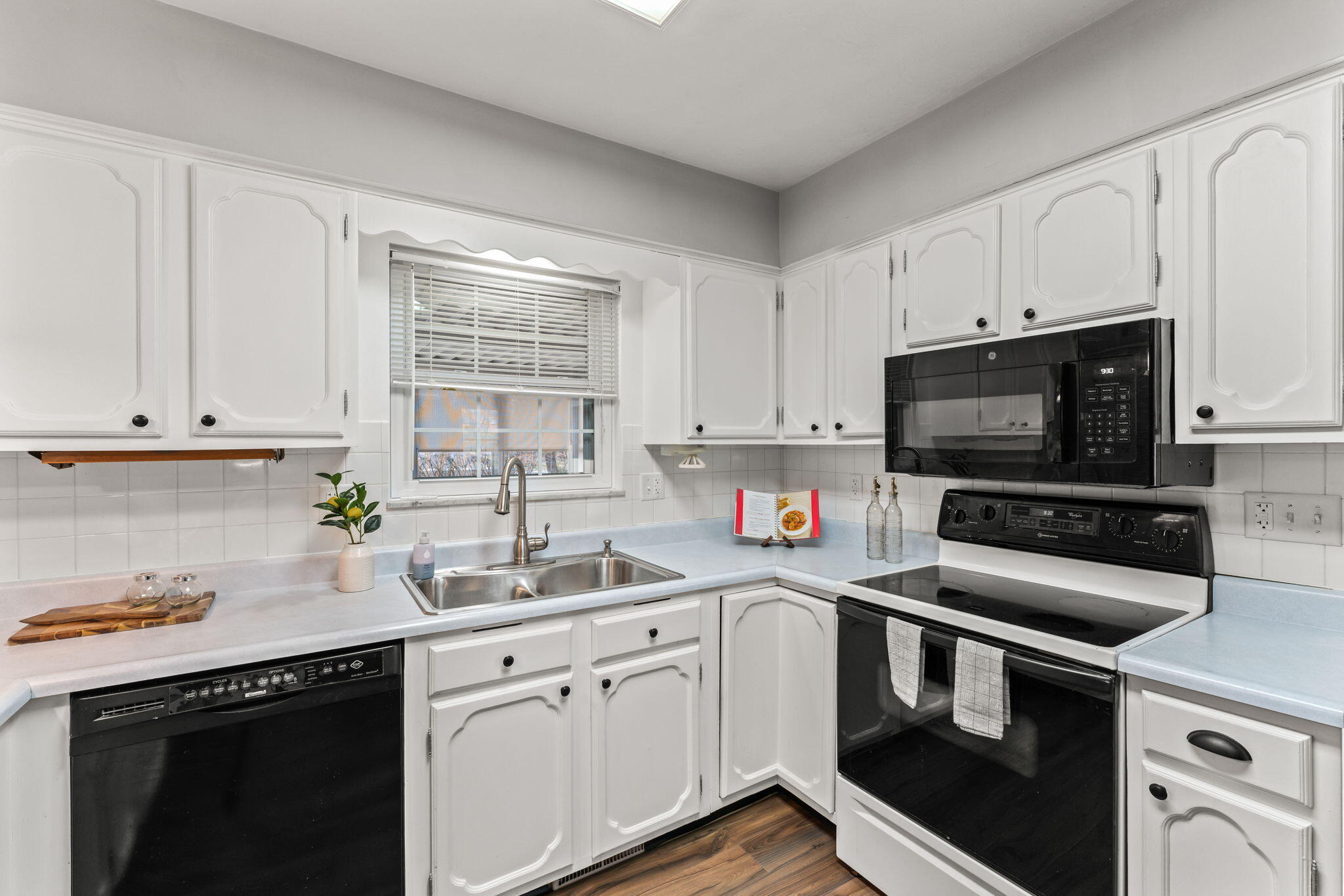 528 Blue Jay Drive, Vandalia, Ohio 45377