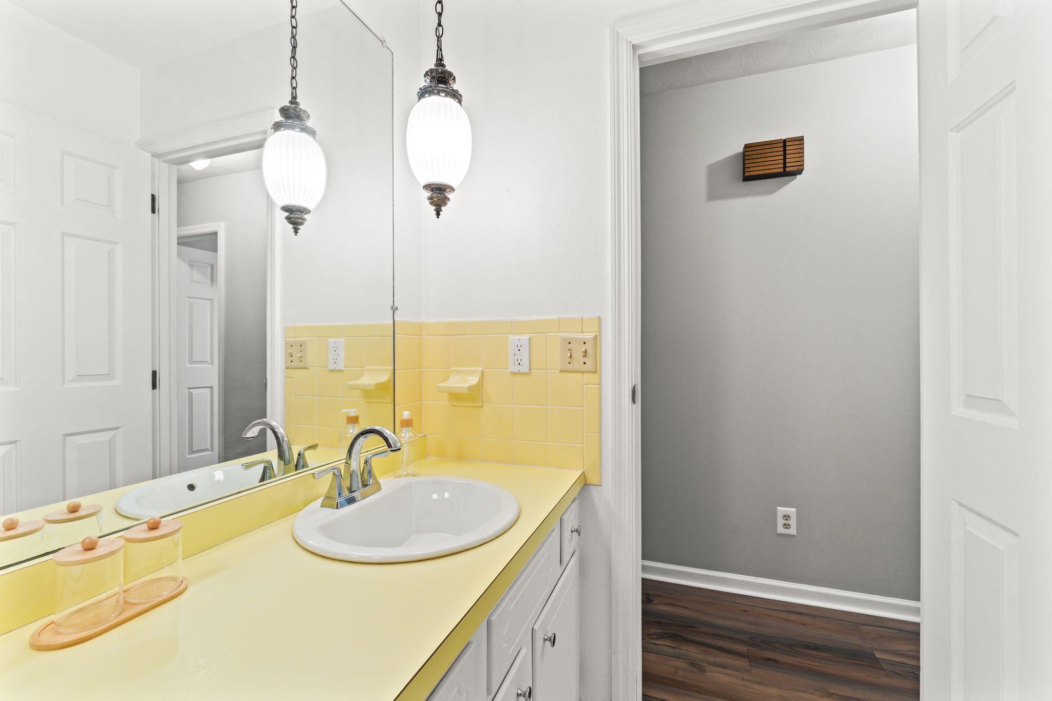 528 Blue Jay Drive, Vandalia, Ohio 45377