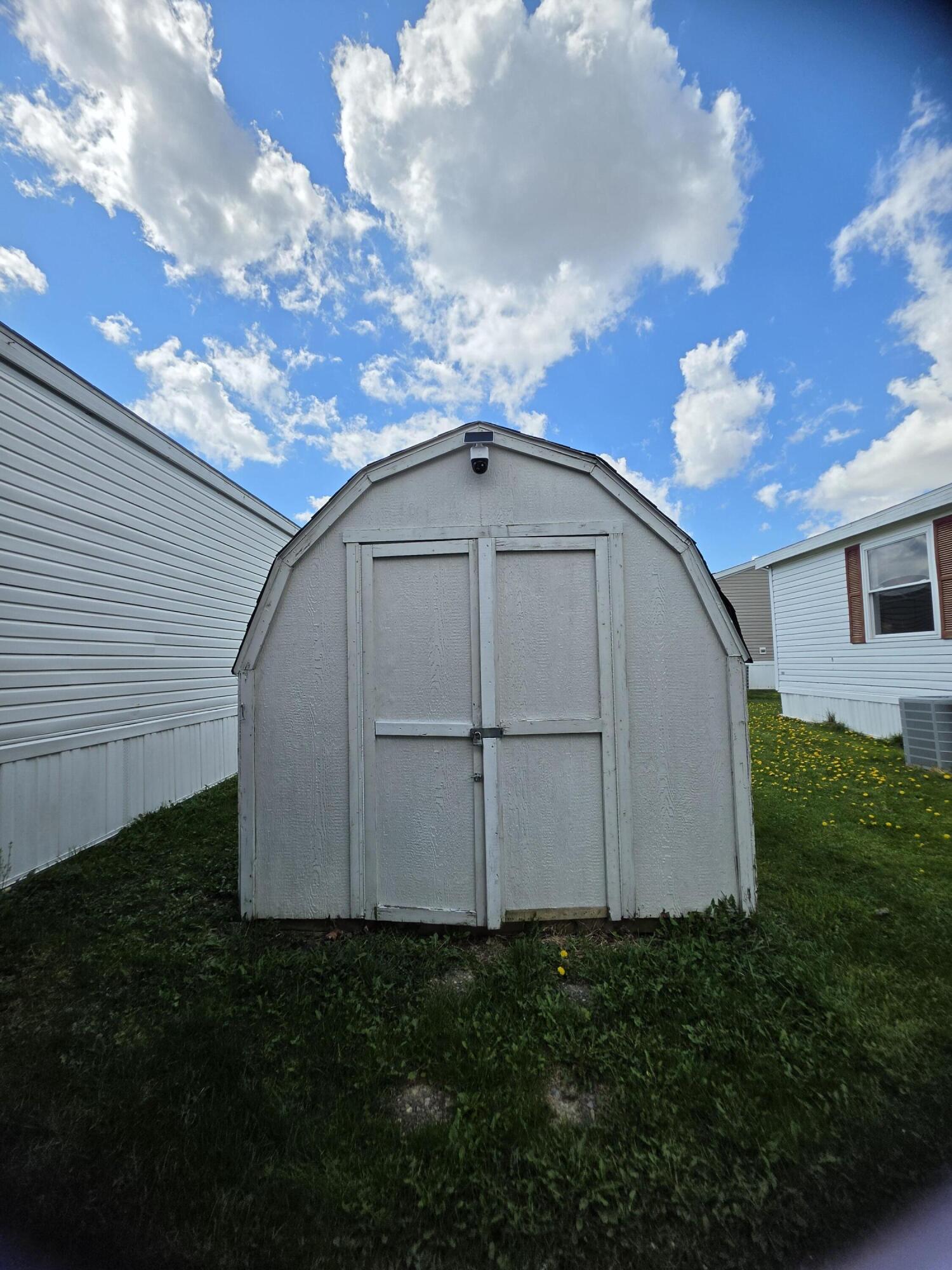 1221 Hazel Nut Lane, Sidney, Ohio 45365