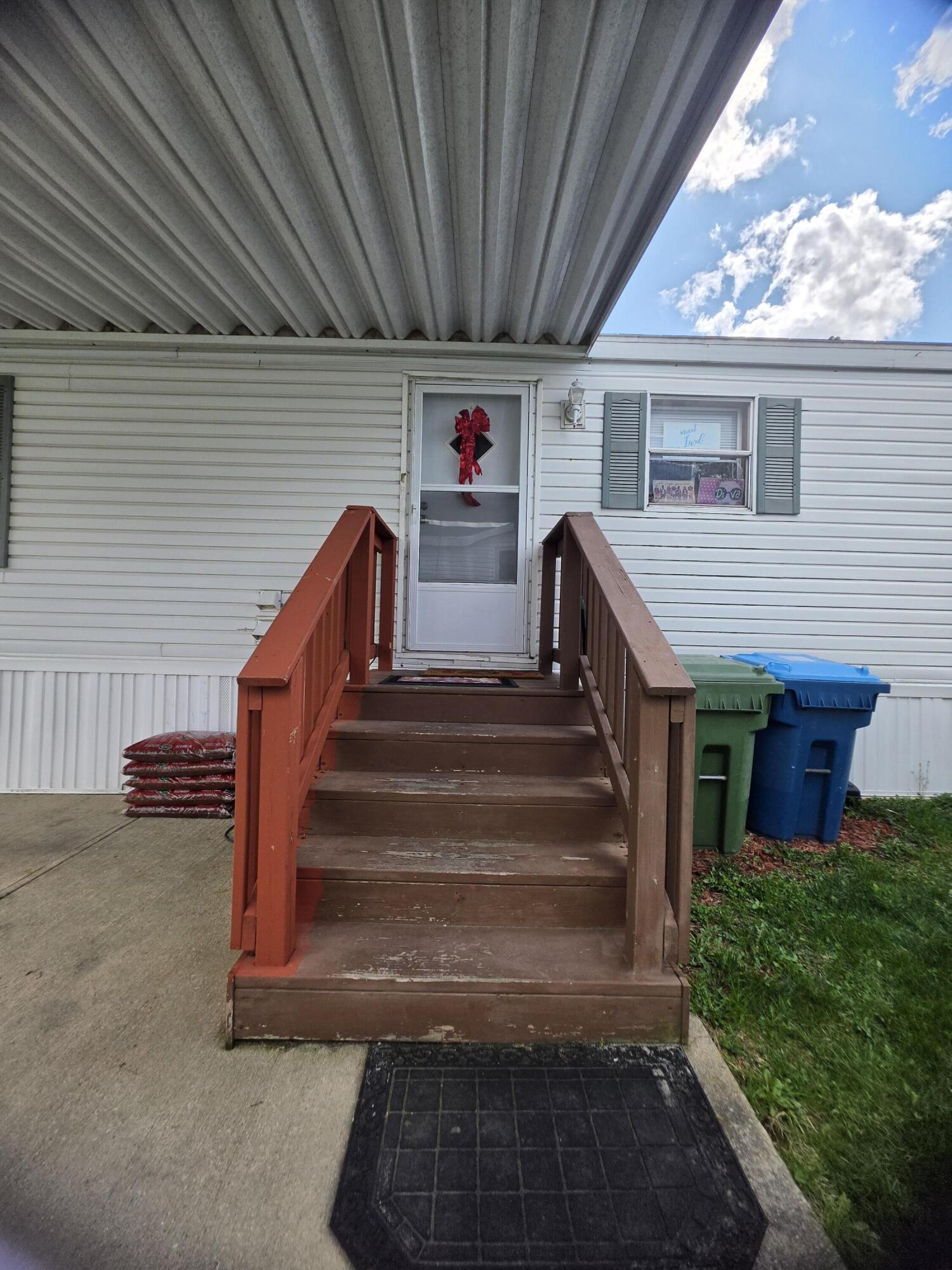 1221 Hazel Nut Lane, Sidney, Ohio 45365