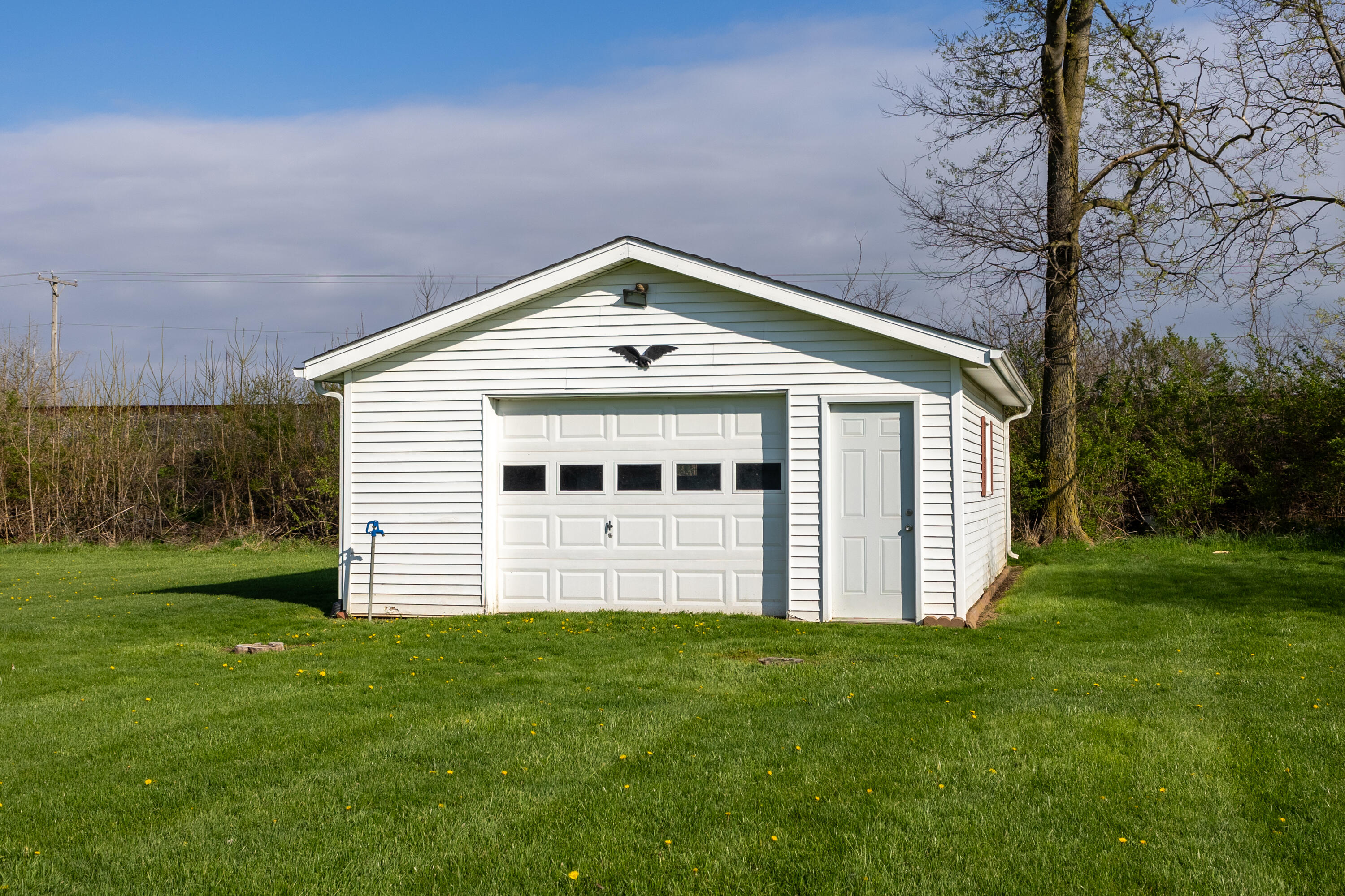 4141 Russia Houston Road, Houston, Ohio 45333