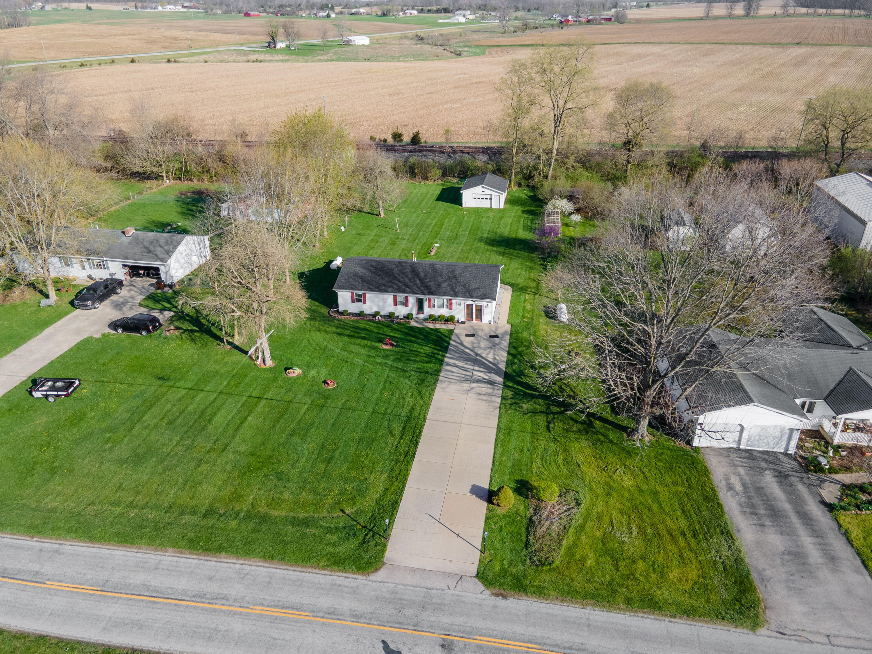 4141 Russia Houston Road, Houston, Ohio 45333