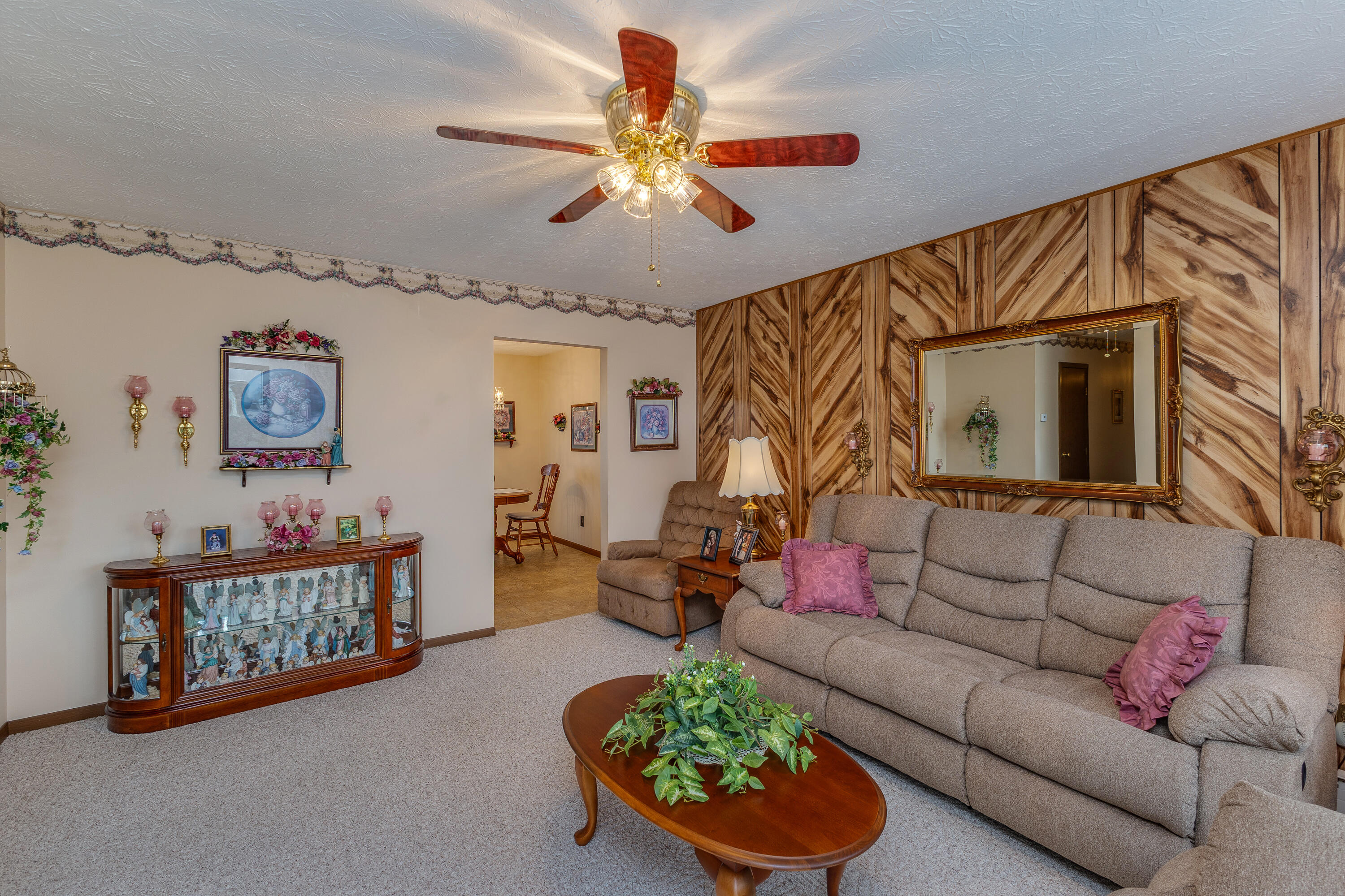 4141 Russia Houston Road, Houston, Ohio 45333