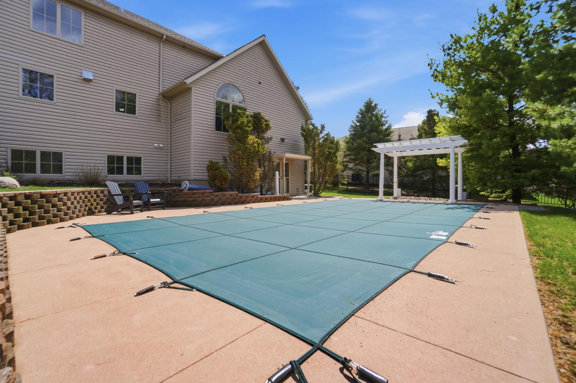 713 Stone Hollow Place, Bellefontaine, Ohio 43311