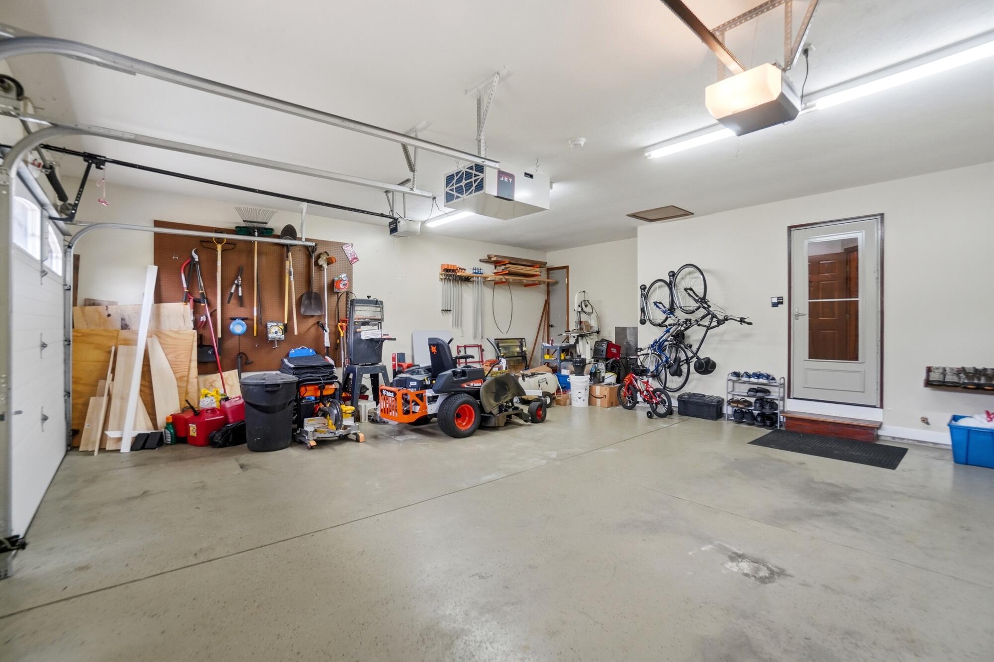 713 Stone Hollow Place, Bellefontaine, Ohio 43311