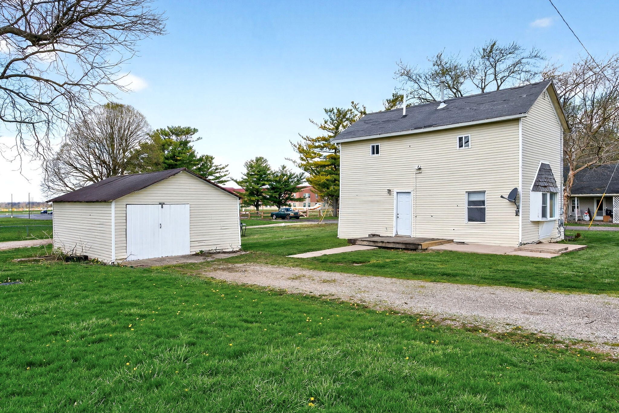 25 North Street, South Vienna, Ohio 45369