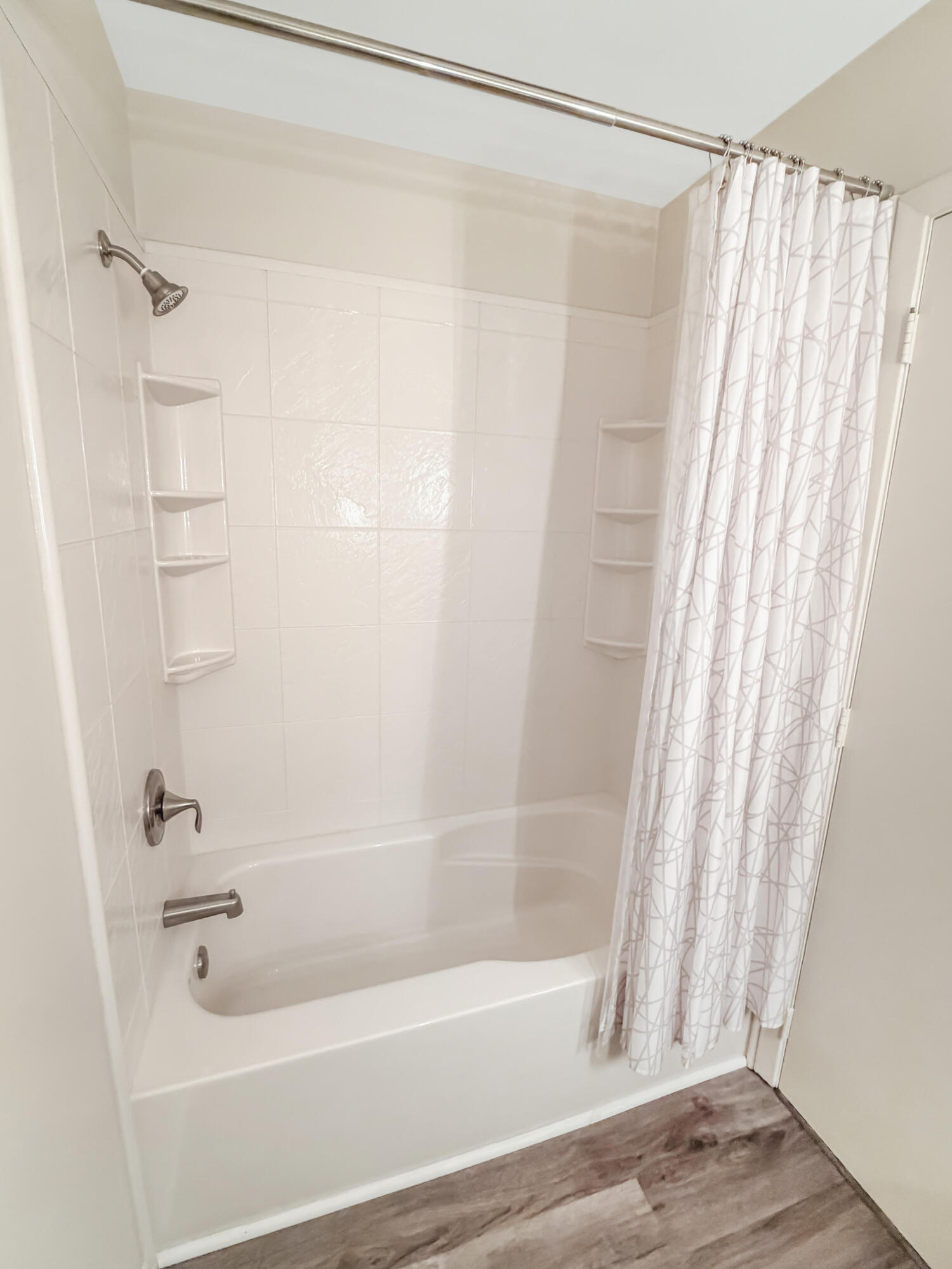 28 Rue Saint Clair Drive, Urbana, Ohio 43078