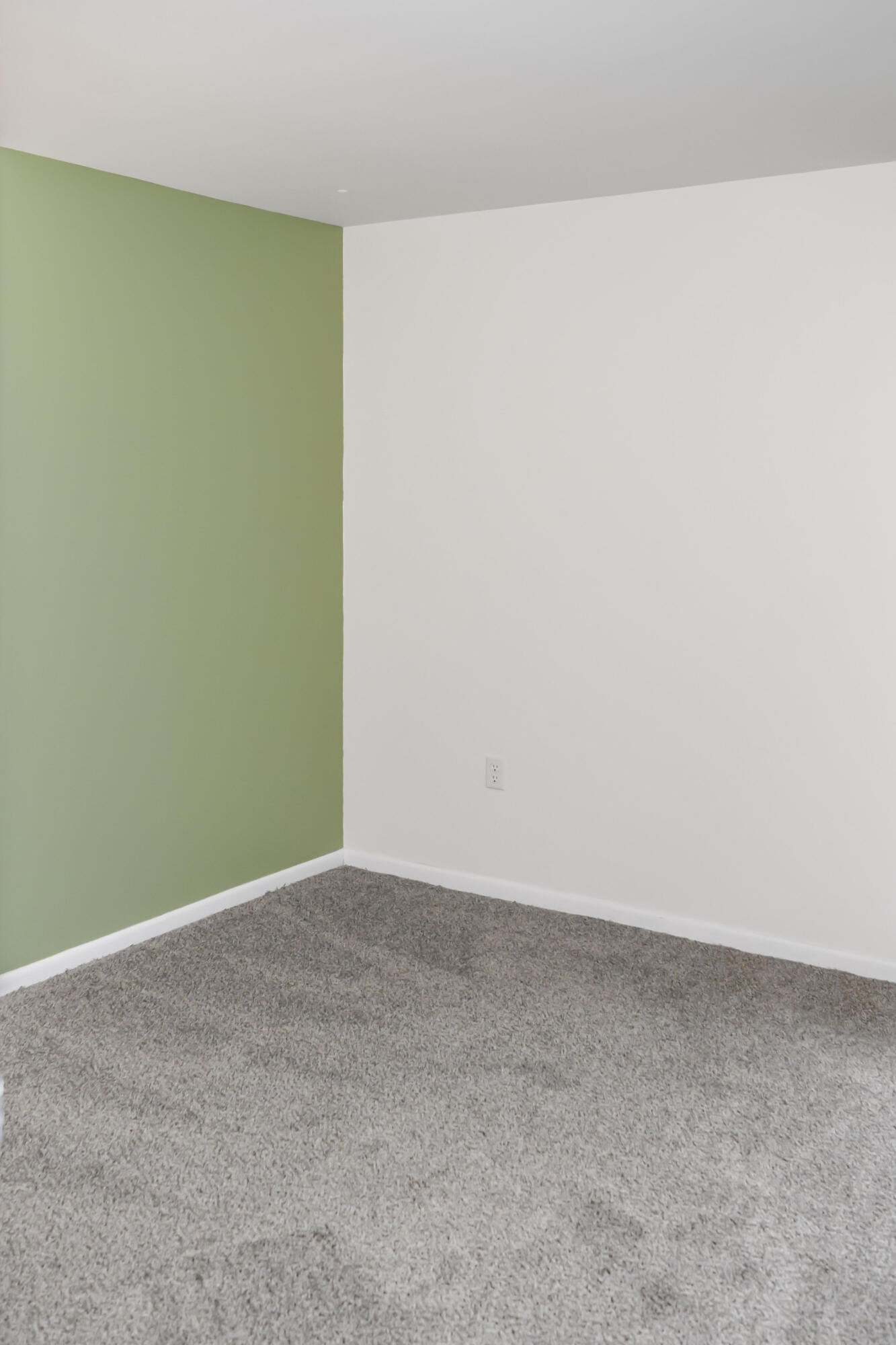 28 Rue Saint Clair Drive, Urbana, Ohio 43078