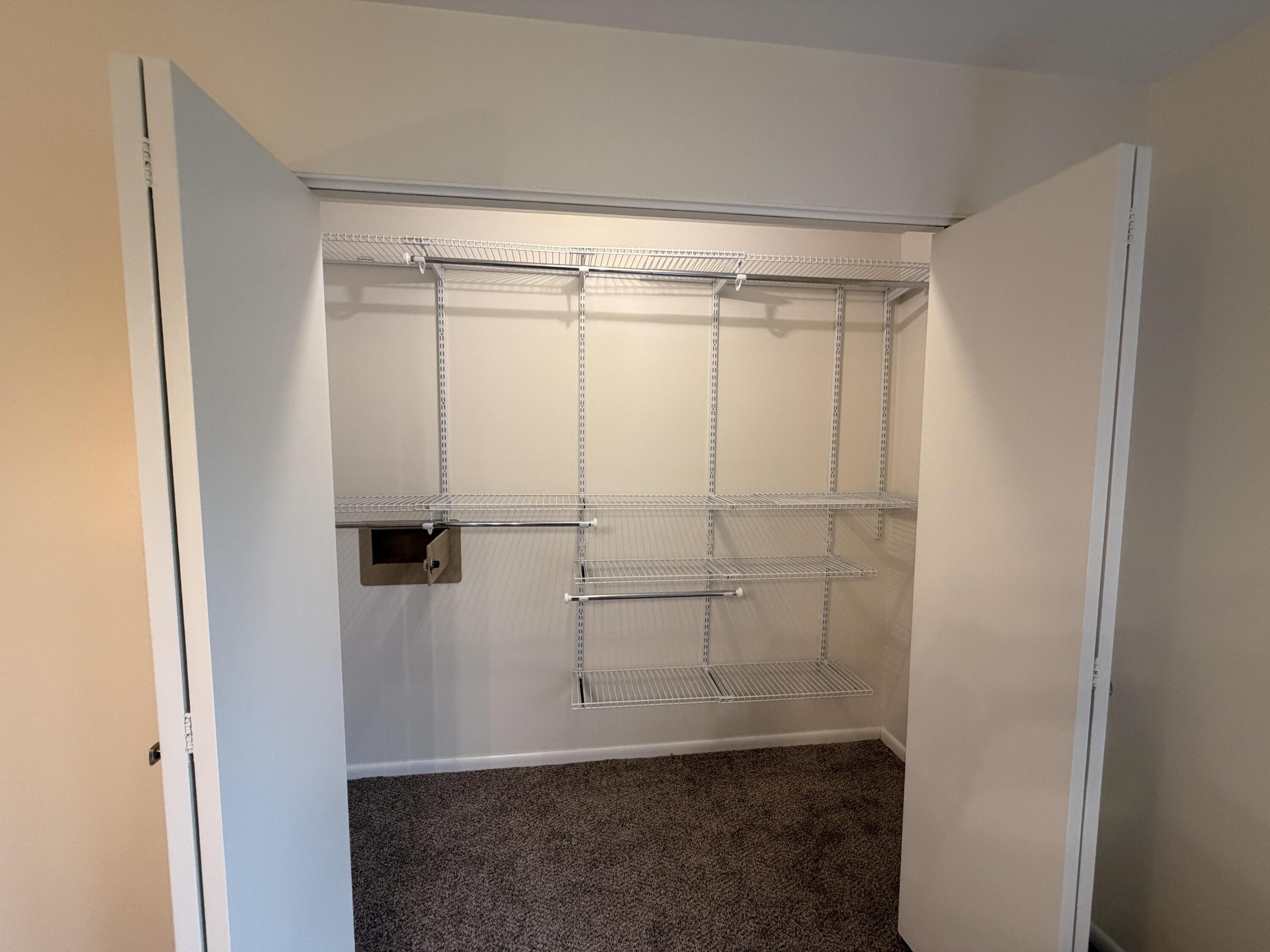 28 Rue Saint Clair Drive, Urbana, Ohio 43078