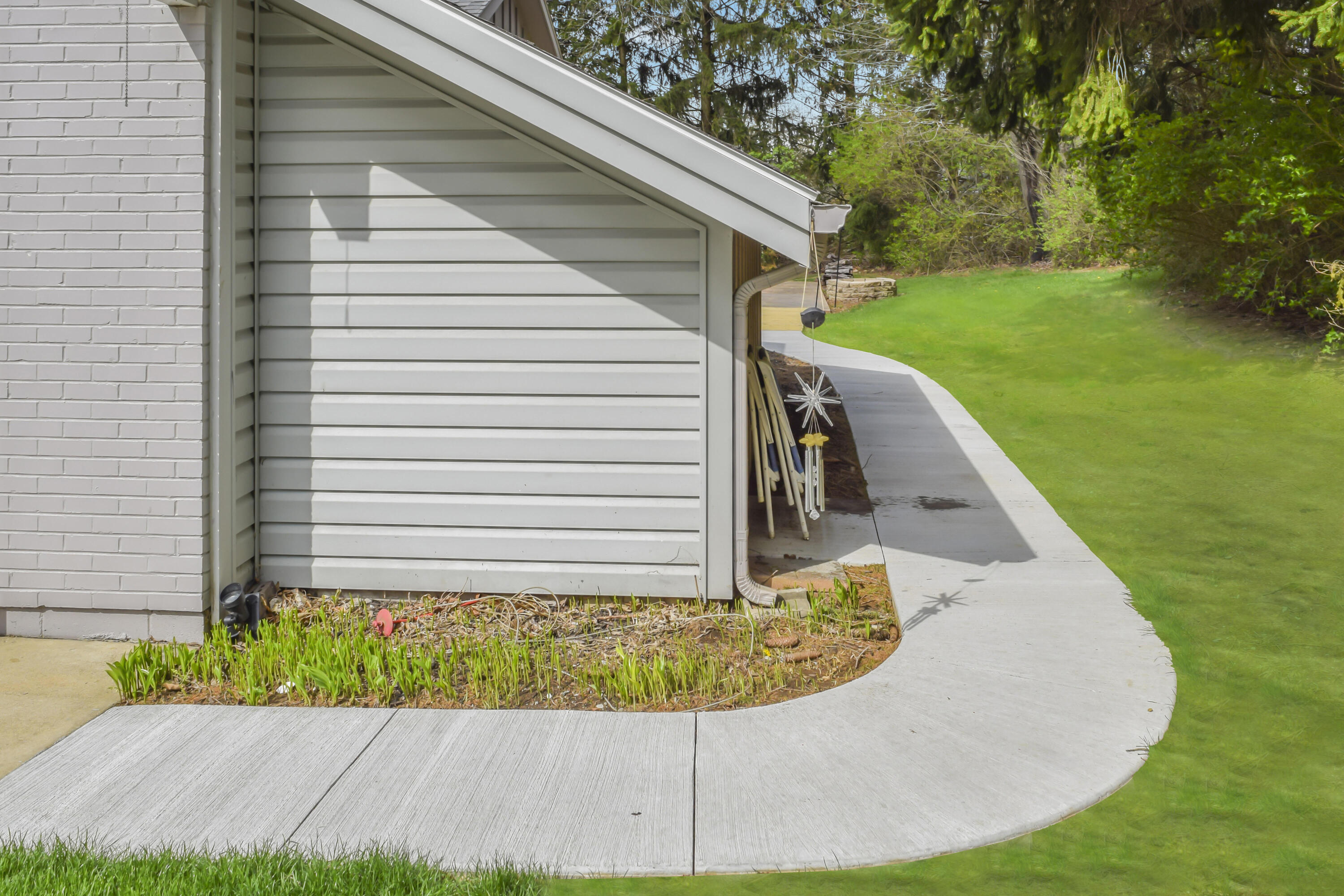 28 Rue Saint Clair Drive, Urbana, Ohio 43078