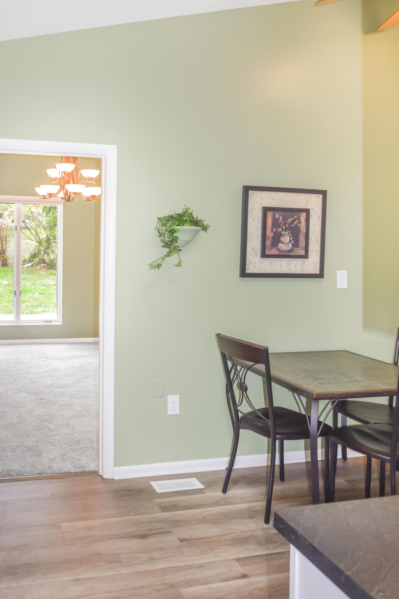 28 Rue Saint Clair Drive, Urbana, Ohio 43078