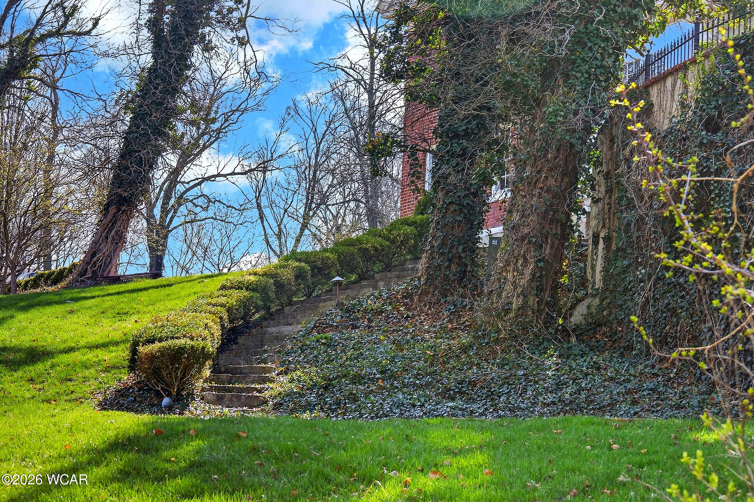 1115 Oakwood Avenue, Oakwood, Ohio