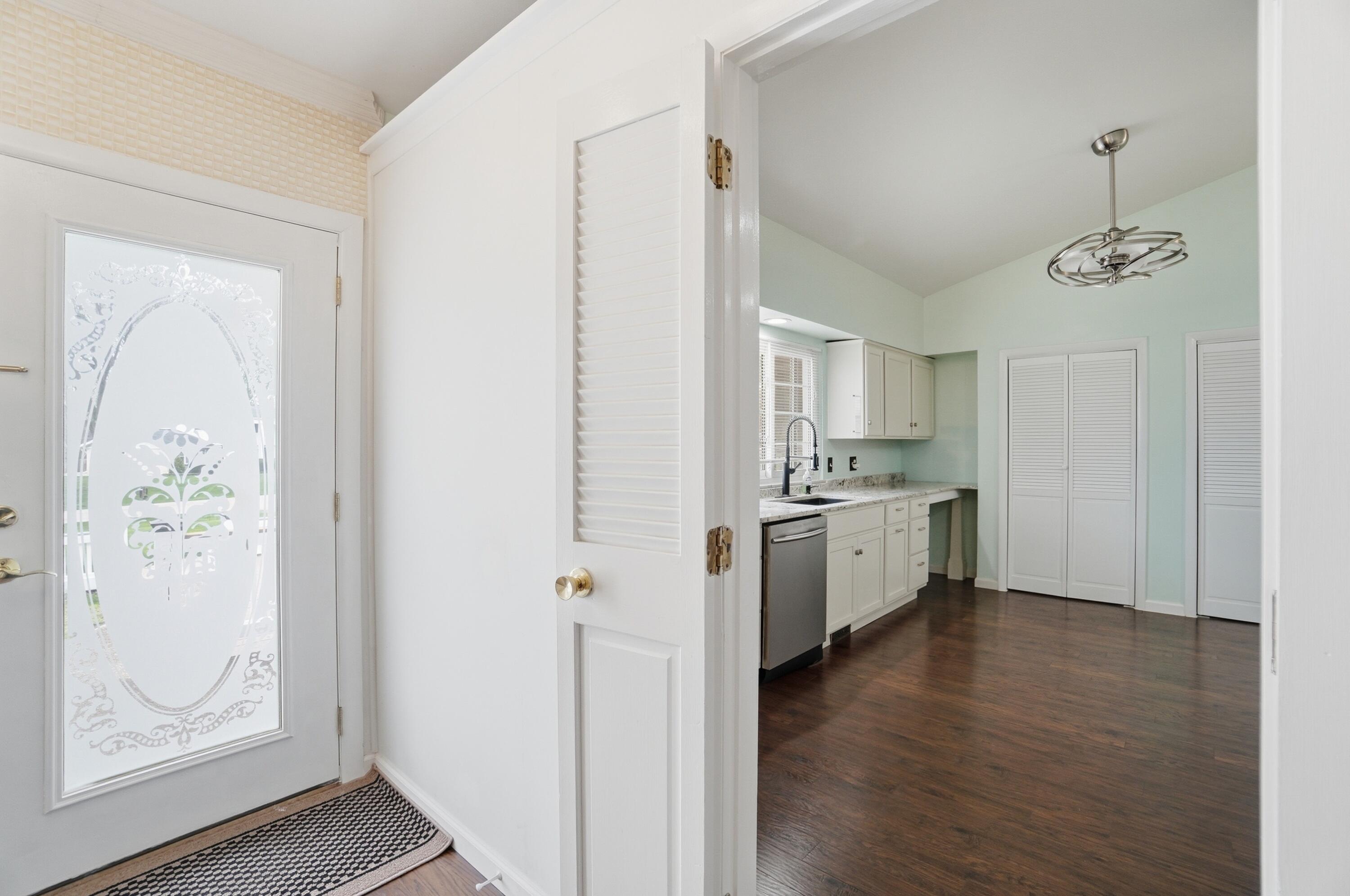 2535 Valdina Drive, Beavercreek, Ohio 45434