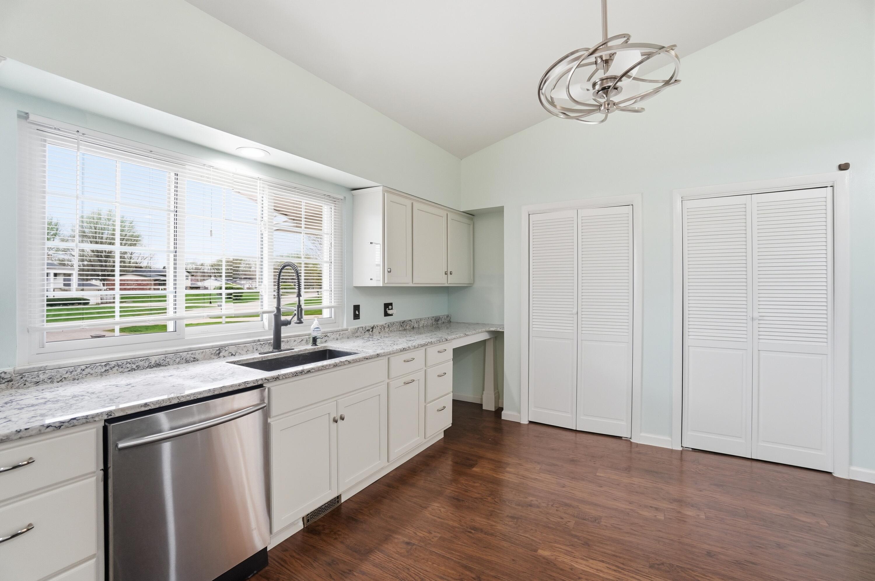 2535 Valdina Drive, Beavercreek, Ohio 45434