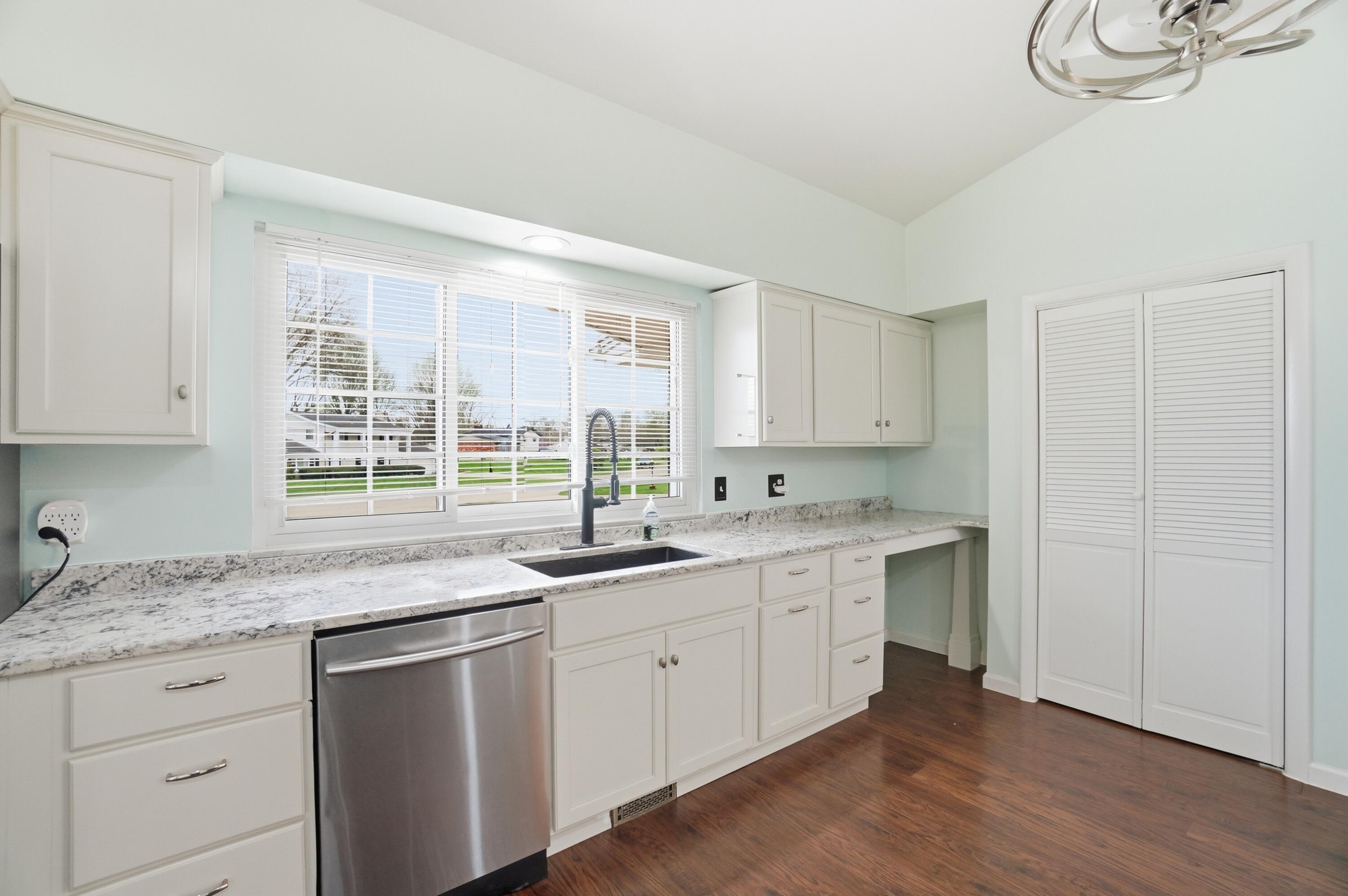 2535 Valdina Drive, Beavercreek, Ohio 45434