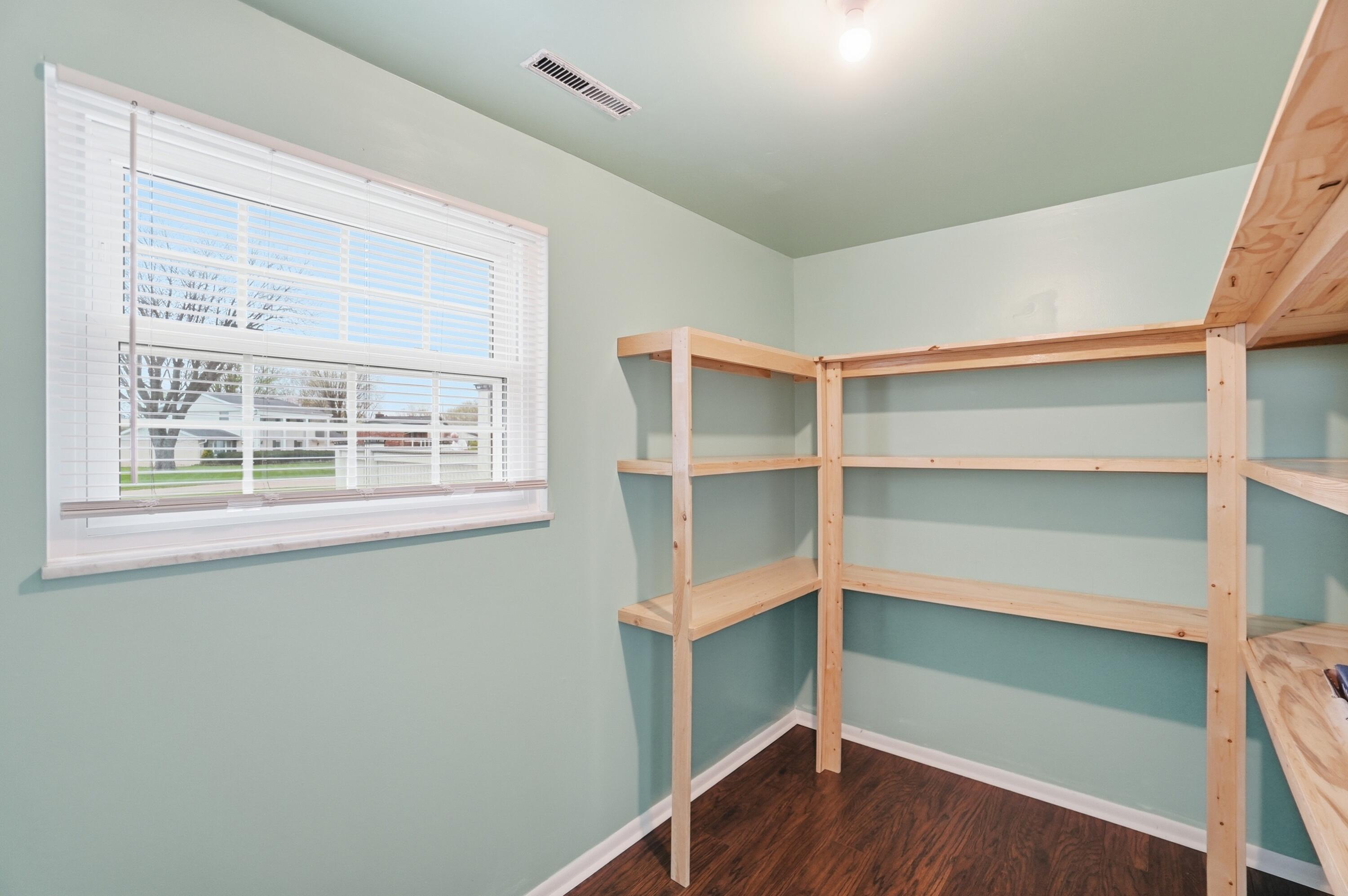 2535 Valdina Drive, Beavercreek, Ohio 45434