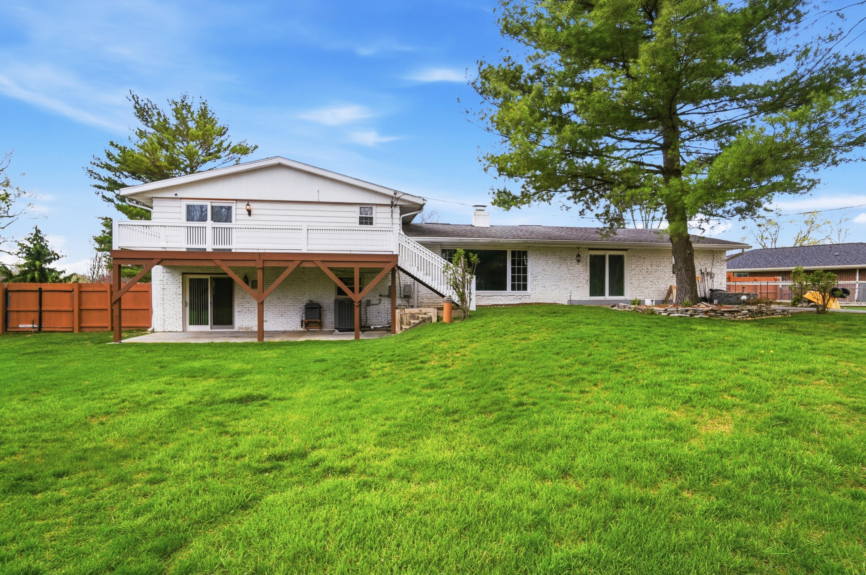 2535 Valdina Drive, Beavercreek, Ohio 45434