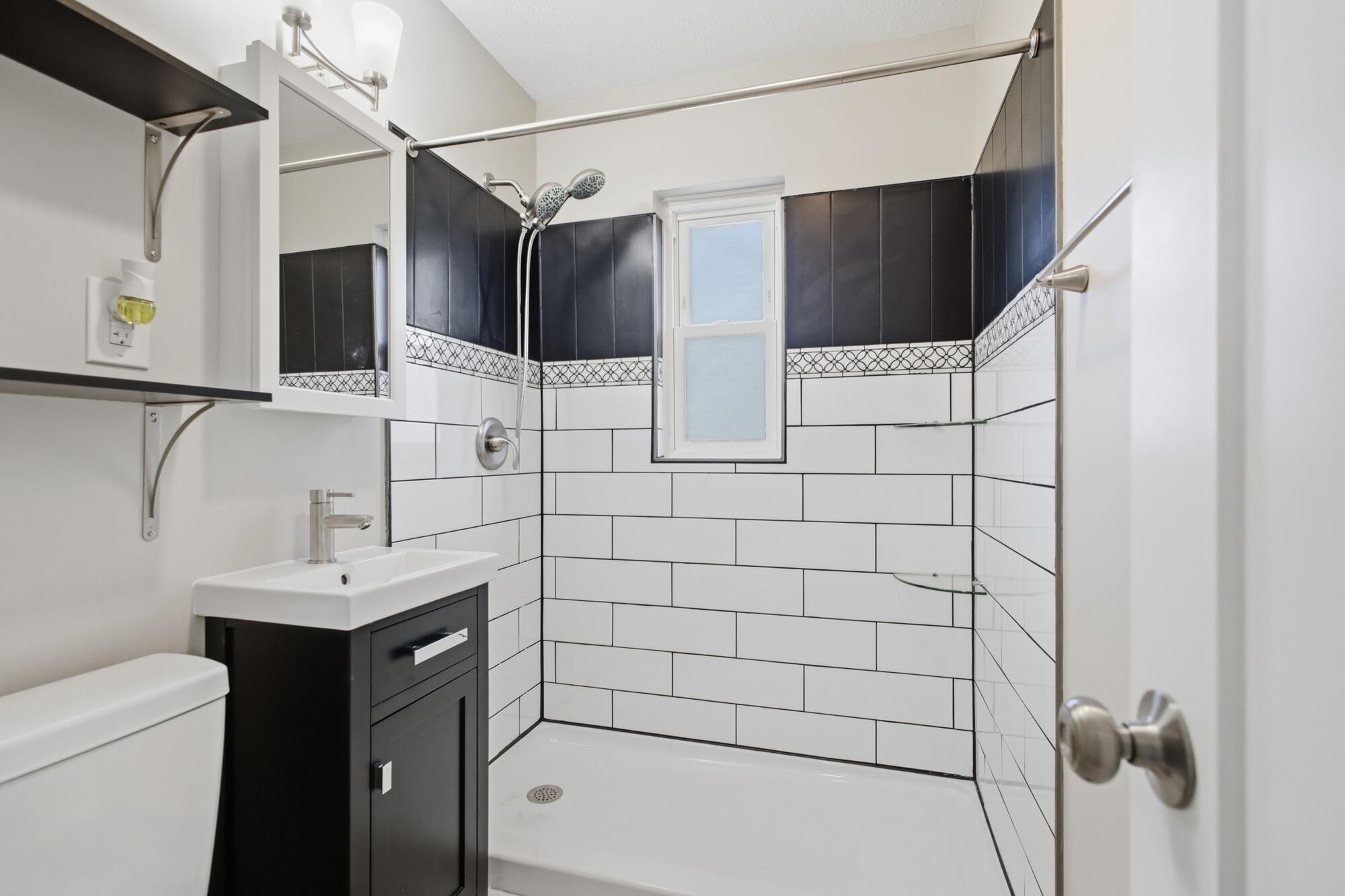 412 Cape Cod Drive, Springfield, Ohio 45505