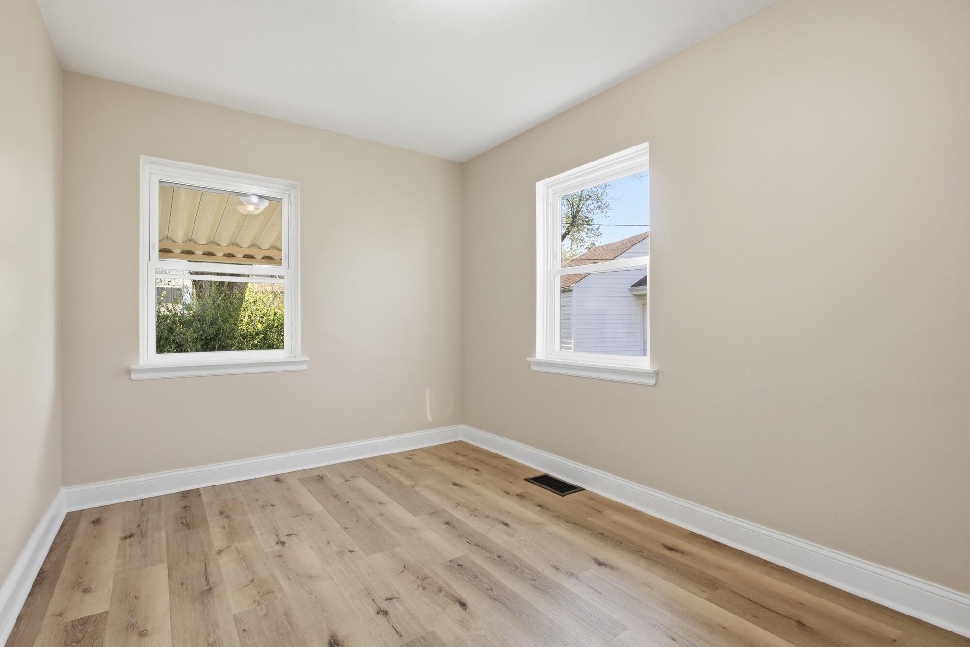 412 Cape Cod Drive, Springfield, Ohio 45505