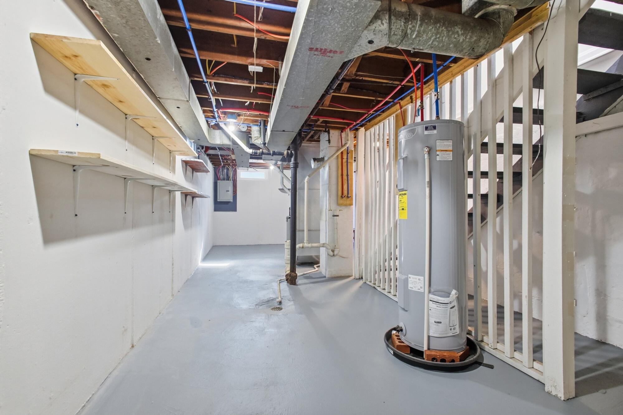 412 Cape Cod Drive, Springfield, Ohio 45505