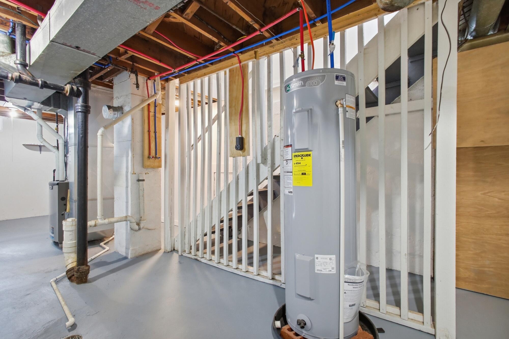 412 Cape Cod Drive, Springfield, Ohio 45505