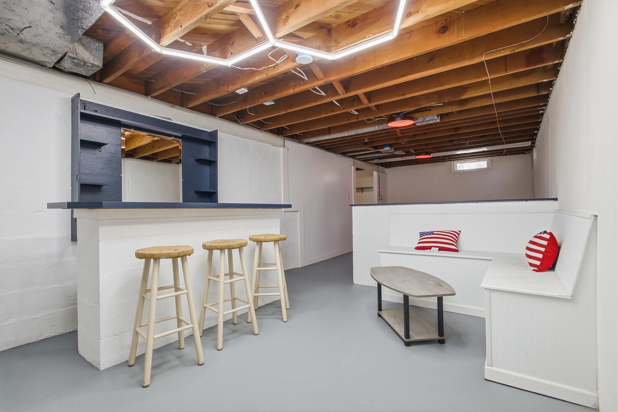 412 Cape Cod Drive, Springfield, Ohio 45505