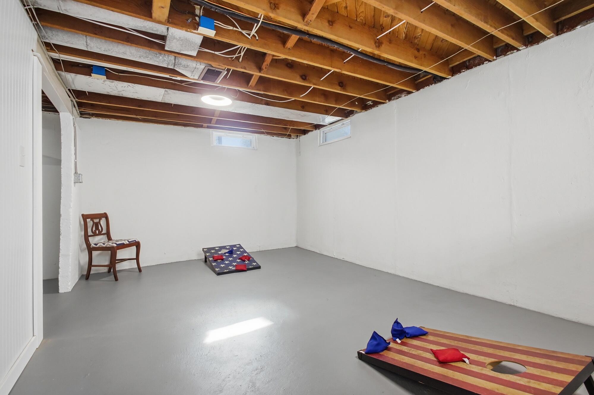 412 Cape Cod Drive, Springfield, Ohio 45505